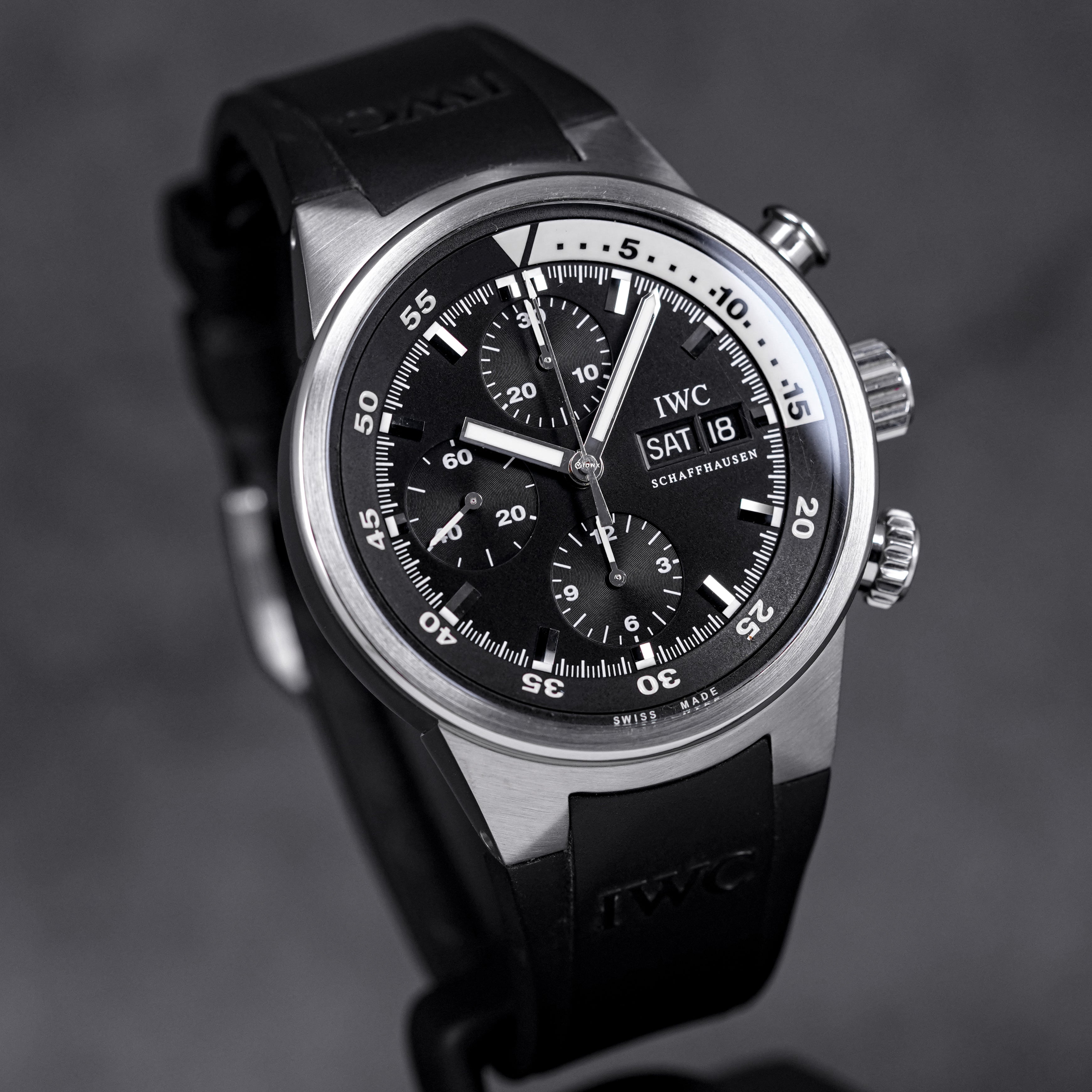 AQUATIMER CHRONOGRAPH 42MM BLACK DIAL RUBBER STRAP (2010)