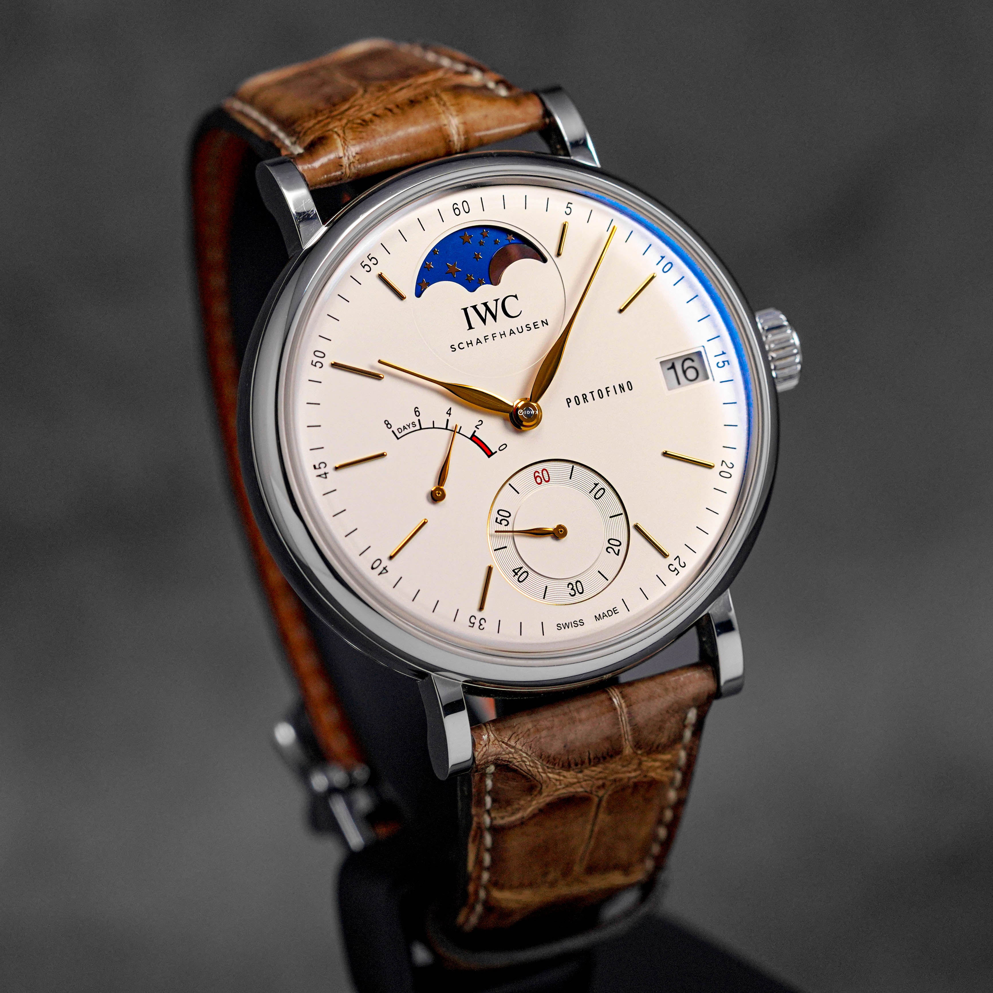 PORTOFINO HAND-WOUND MOON PHASE SILVER DIAL (2018)