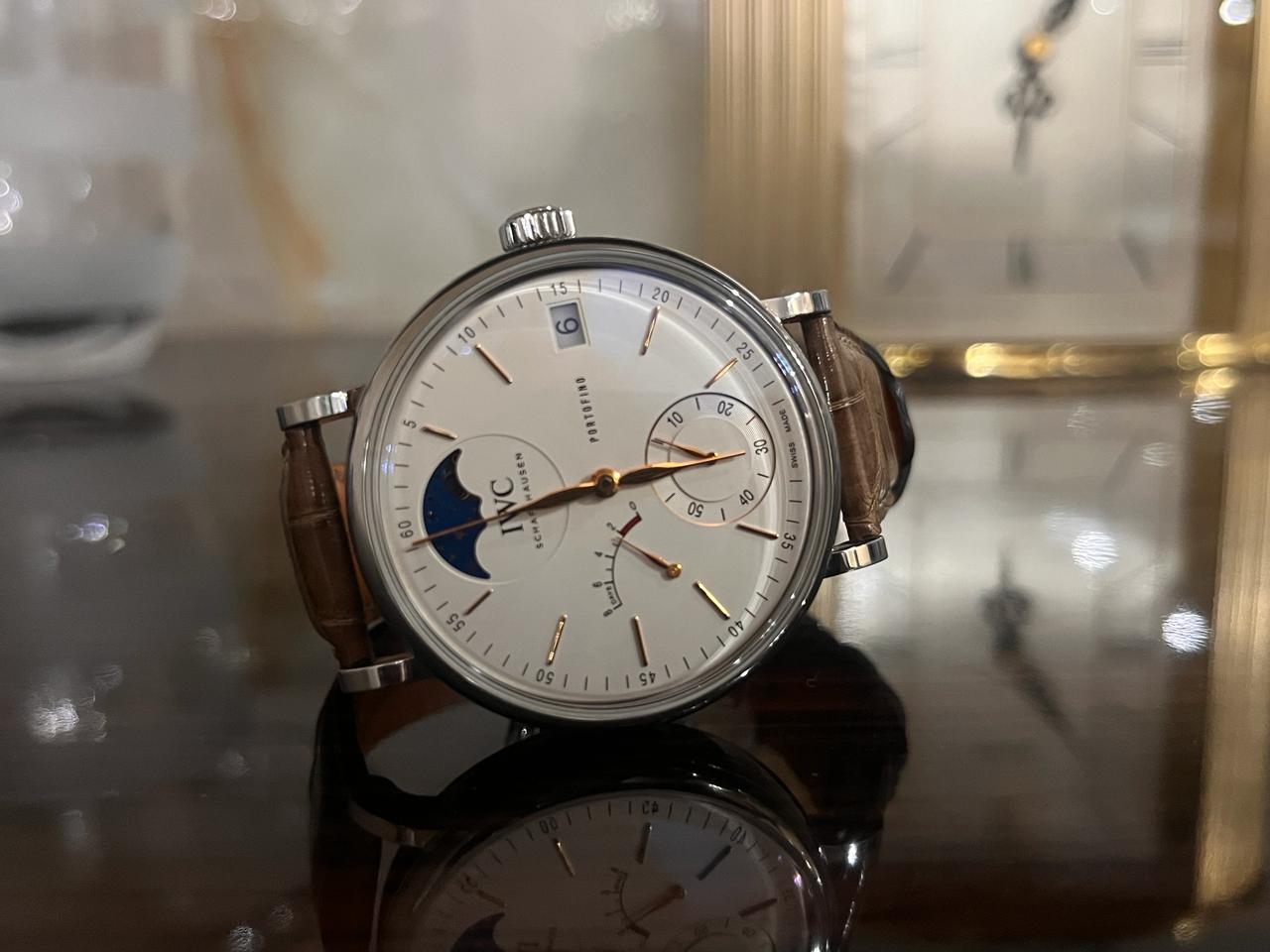 PORTOFINO HAND-WOUND 8 DAYS MOONPHASE STEEL SILVER DIAL (2018)