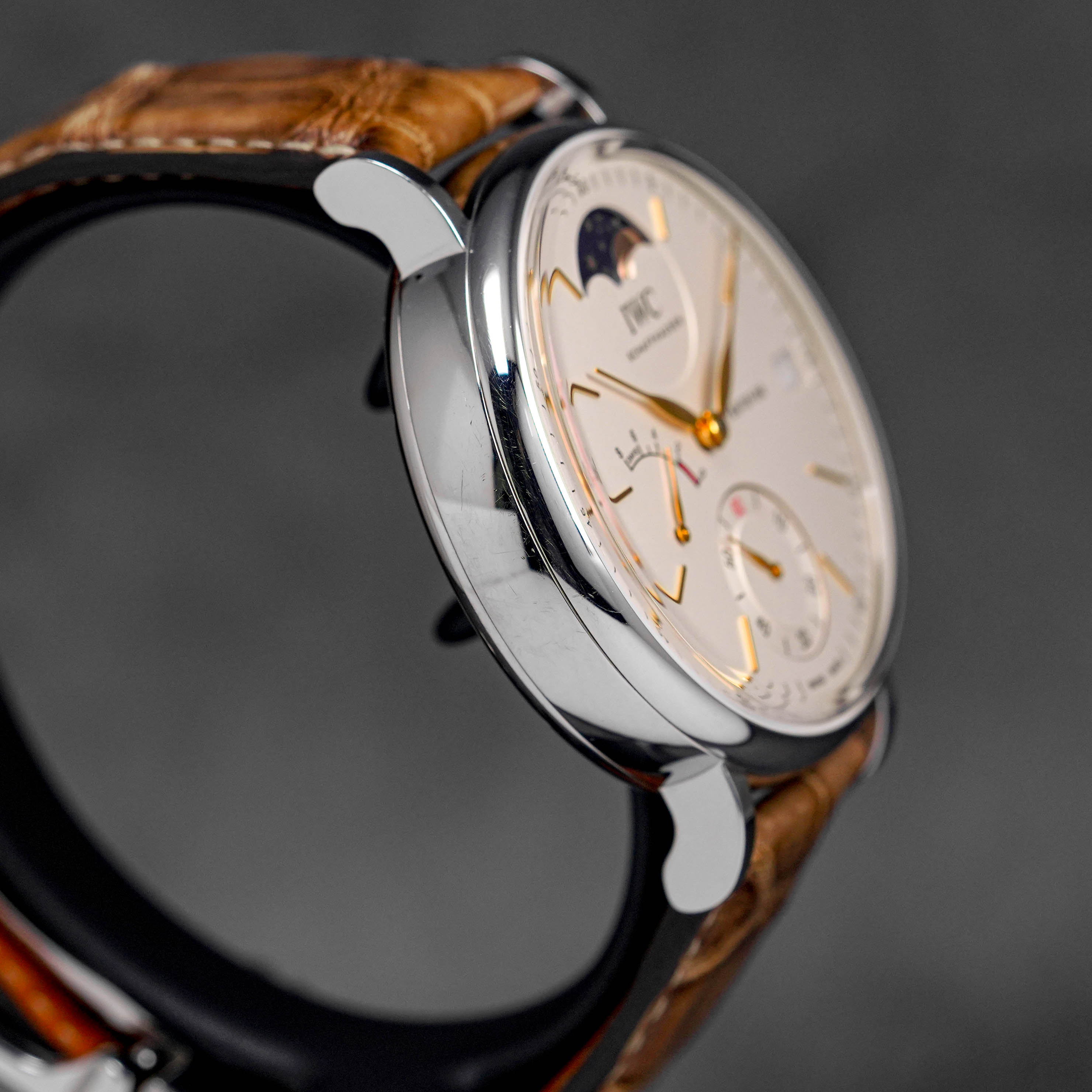 PORTOFINO HAND-WOUND MOON PHASE SILVER DIAL (2018)