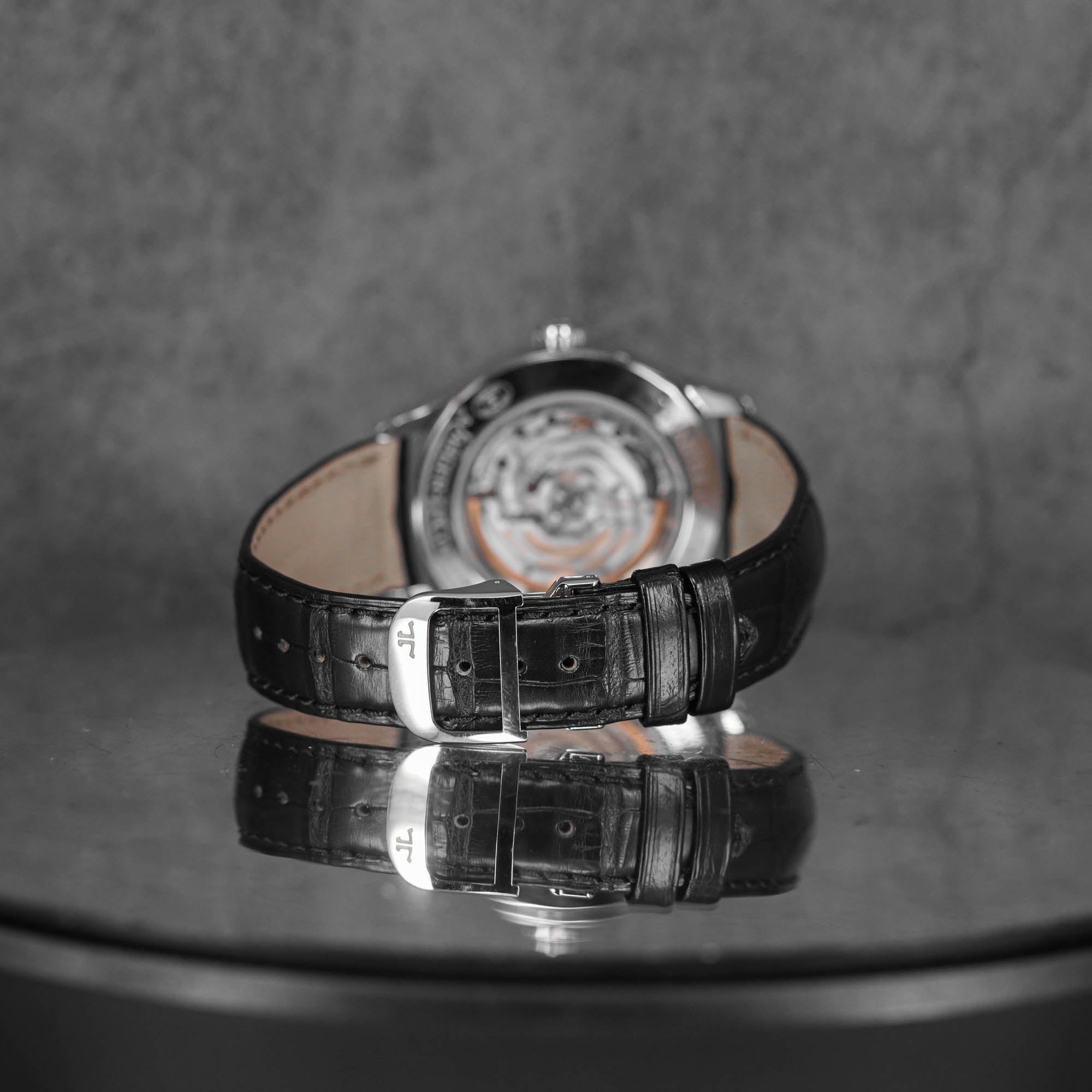 MASTER GEOGRAPHIC SILVER DIAL (2017)