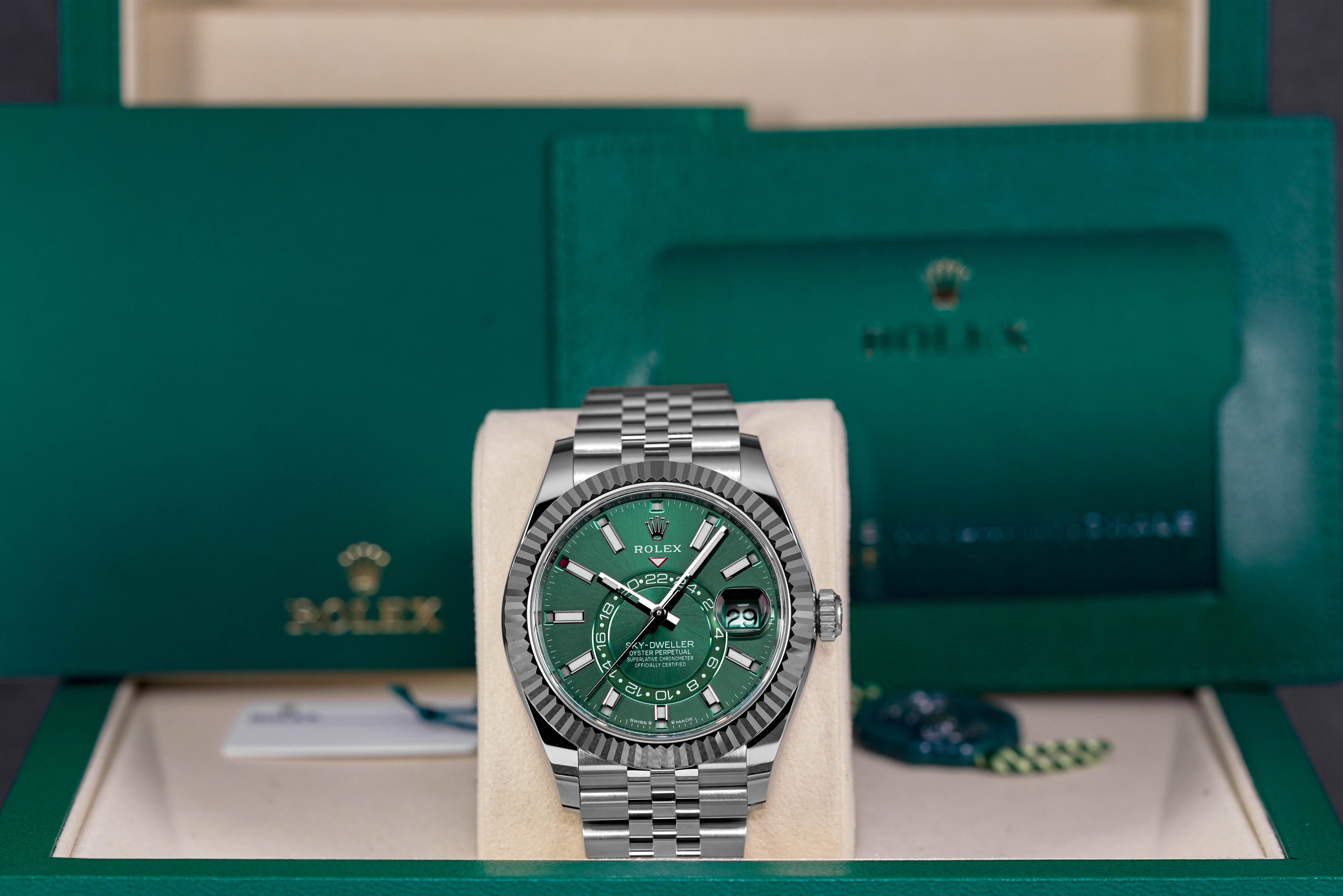 SKY-DWELLER MINT GREEN JUBILEE (2025)