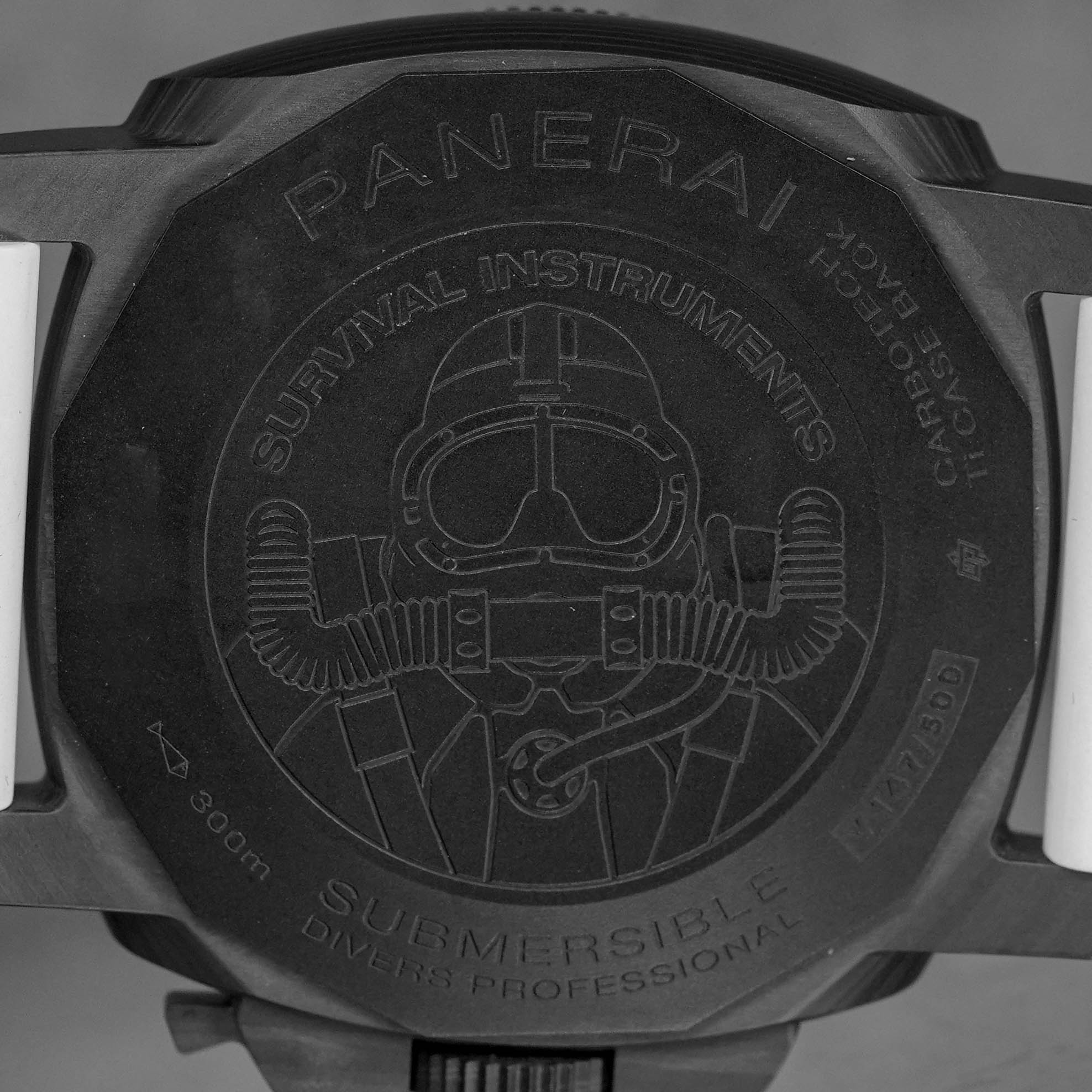 SUBMERSIBLE MARINA MILITARE CARBOTECH PAM 2979 (2023)