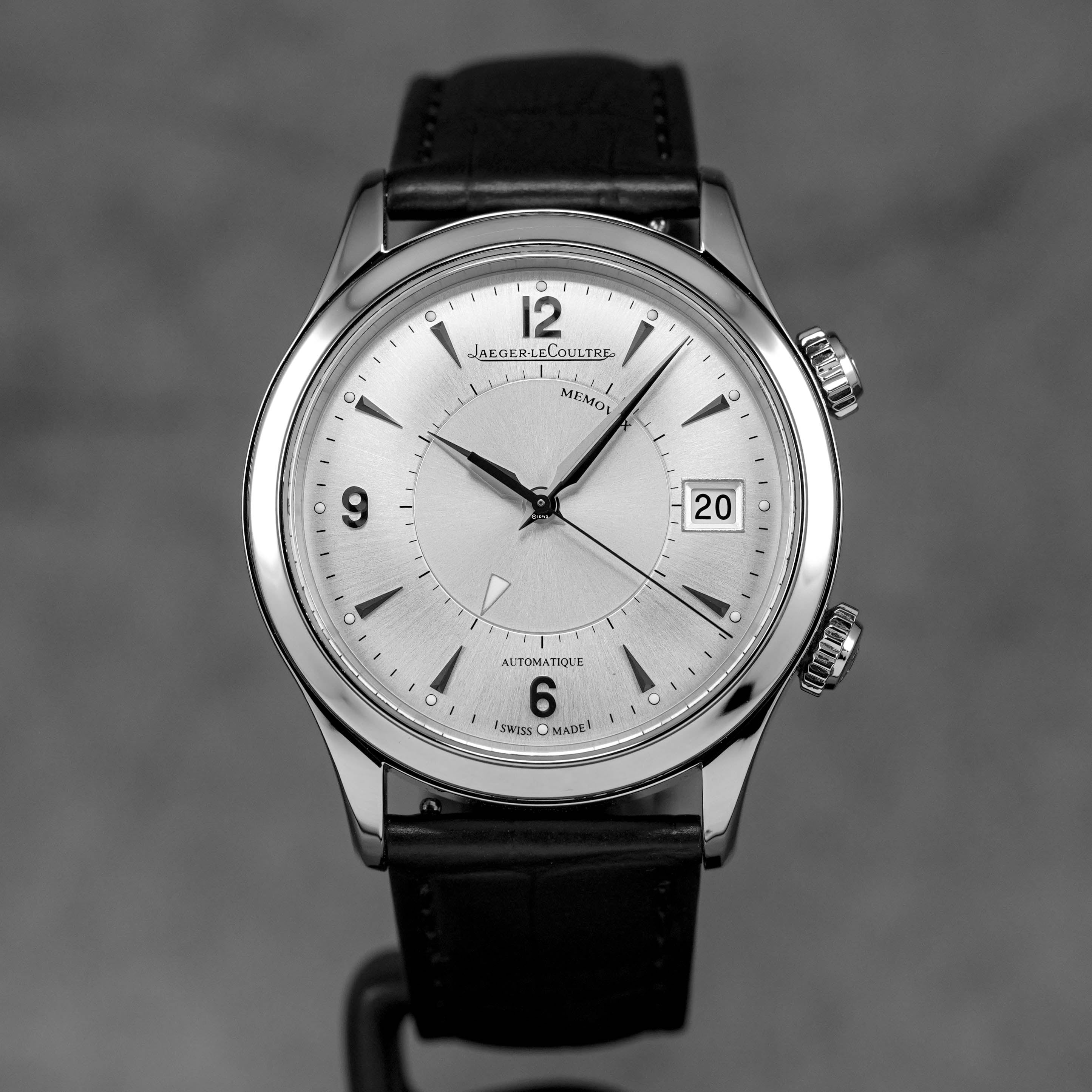 Harga JLC Master Memovox Silver