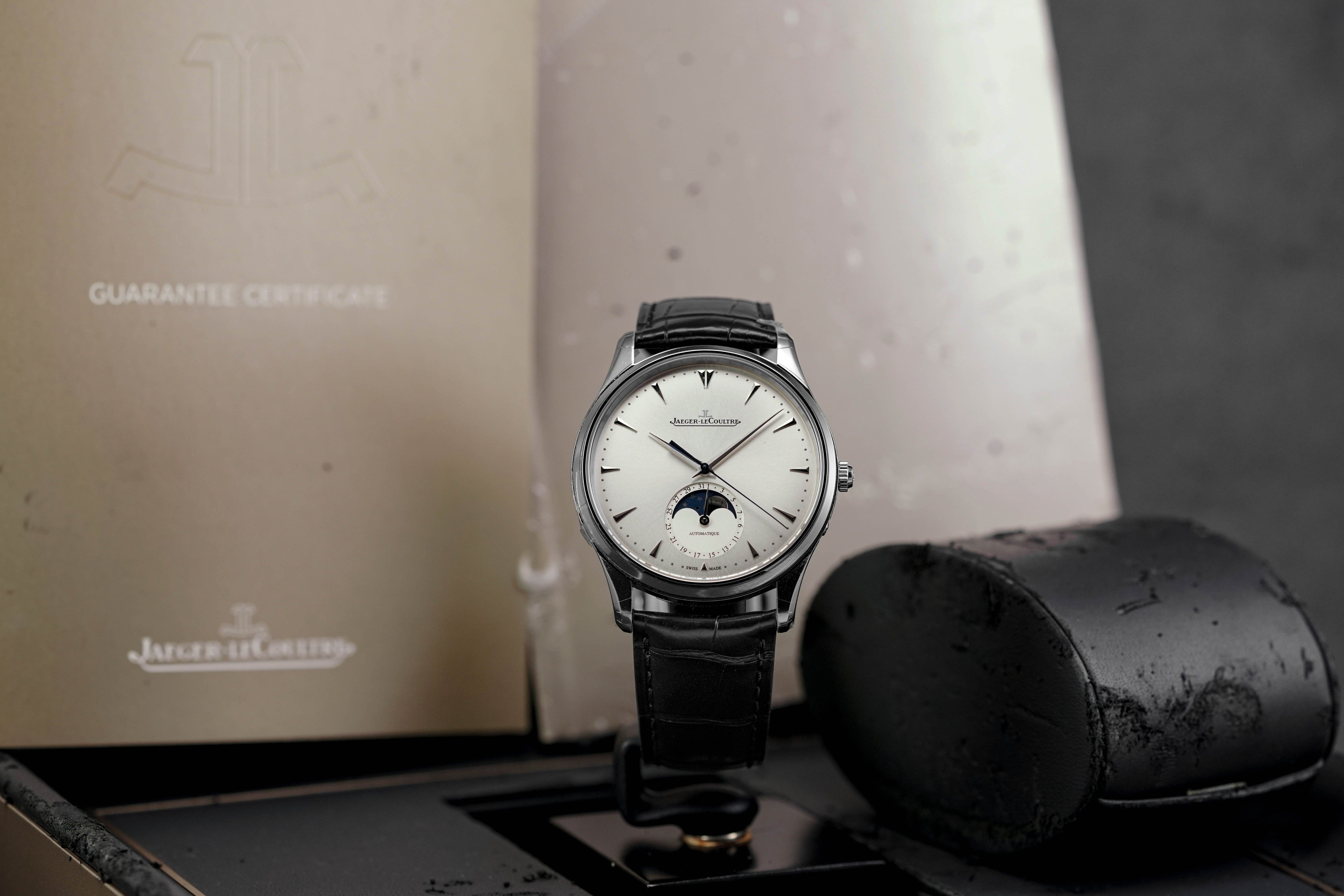 Harga JLC Master Ultra Thin Moon