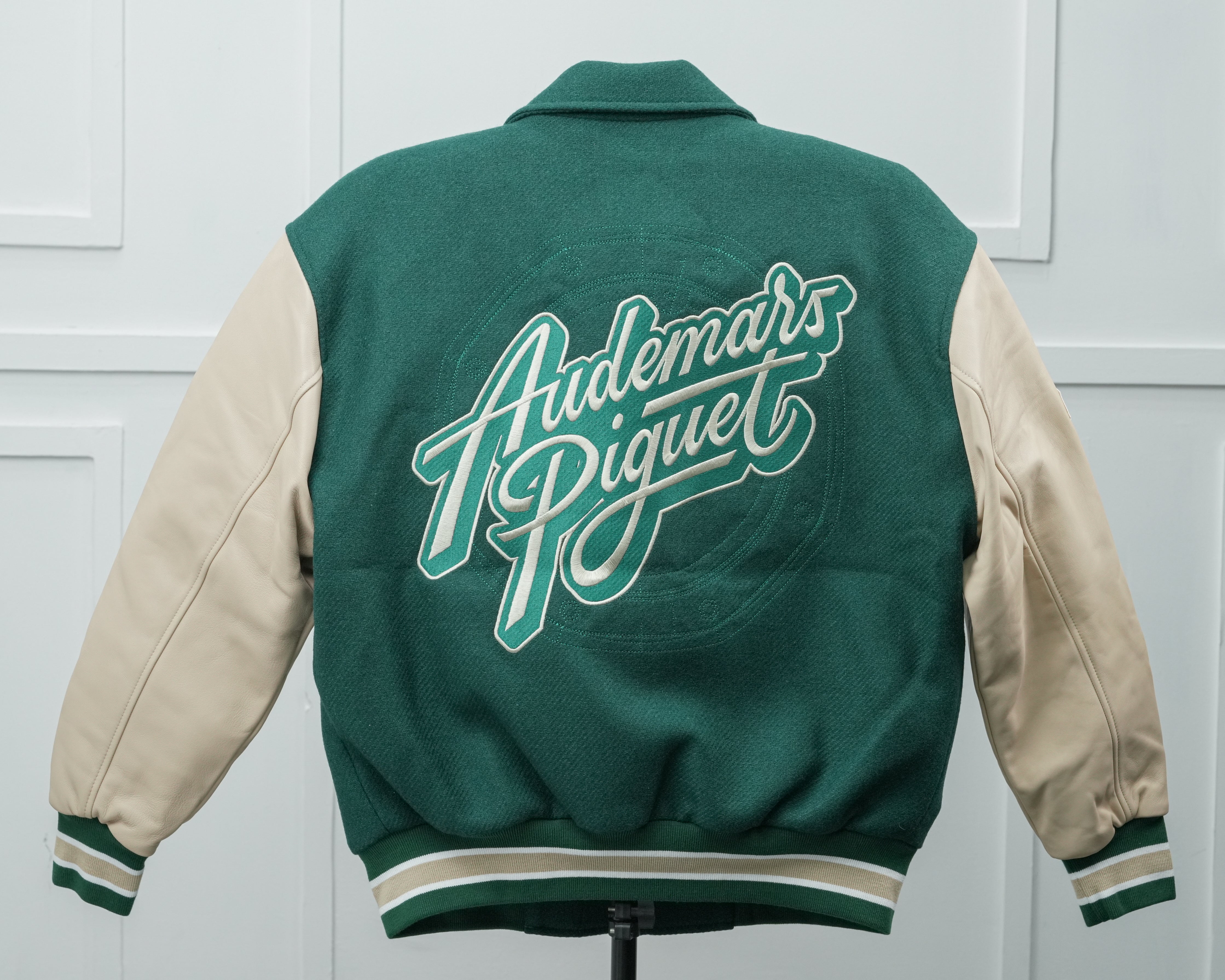 VARSITY JACKET BASEBALL SIZE M 150TH LIMITED EDITION