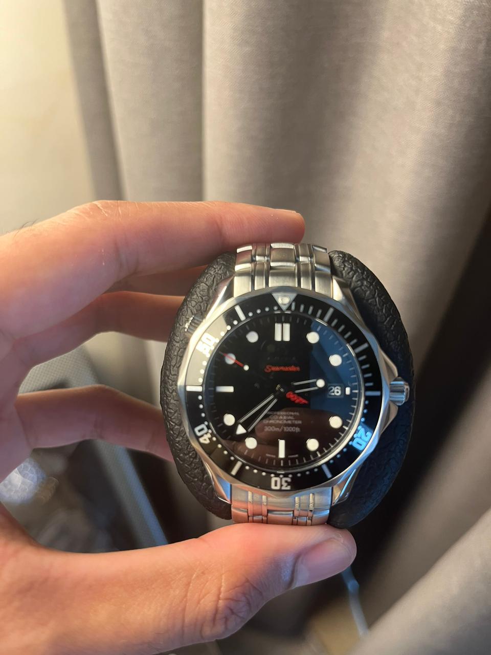 SEAMASTER 300M 'JAMES BOND 007' LIMITED EDITION (WATCH ONLY)