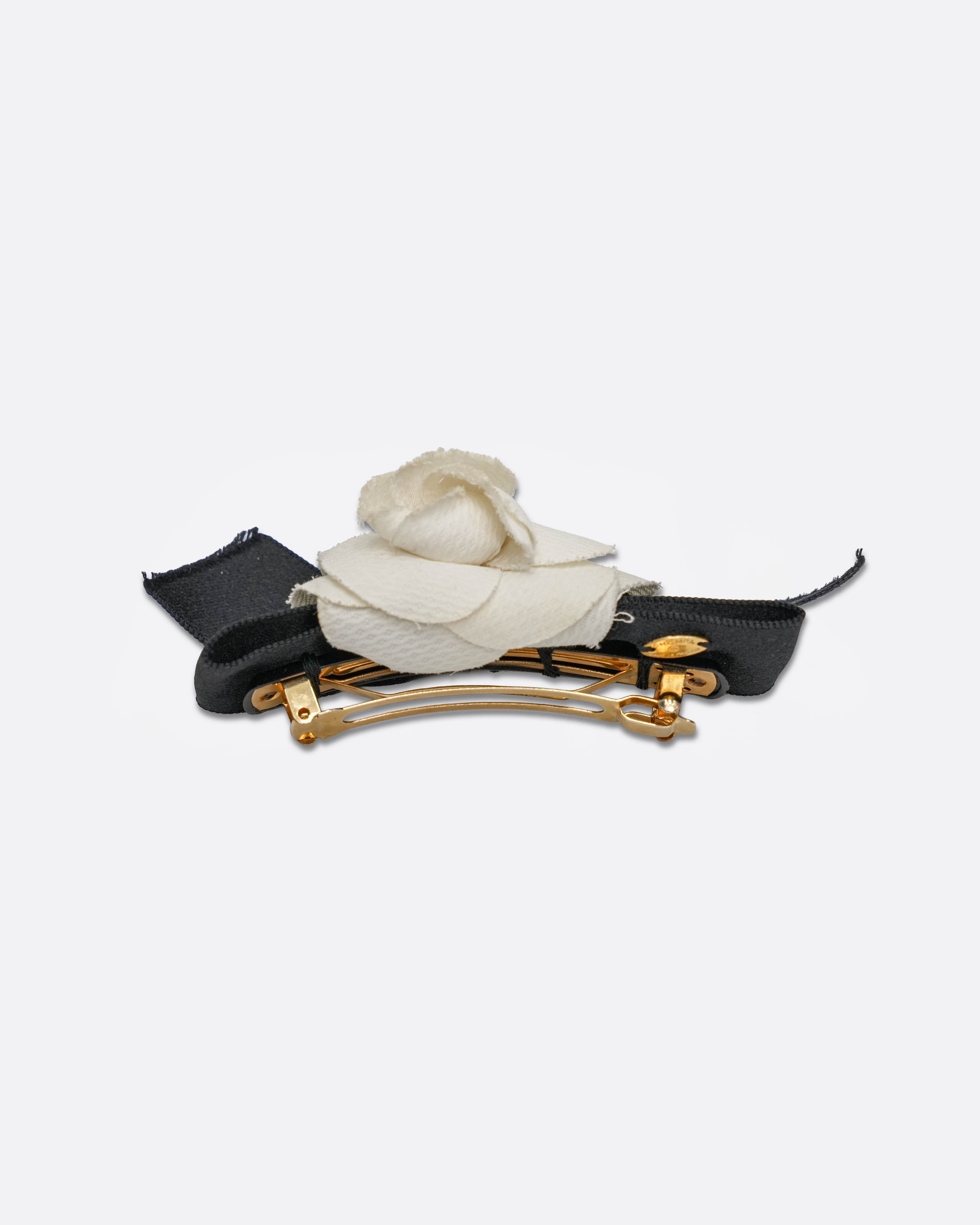 CAMELIA HAIR CLIP BLACK X WHITE