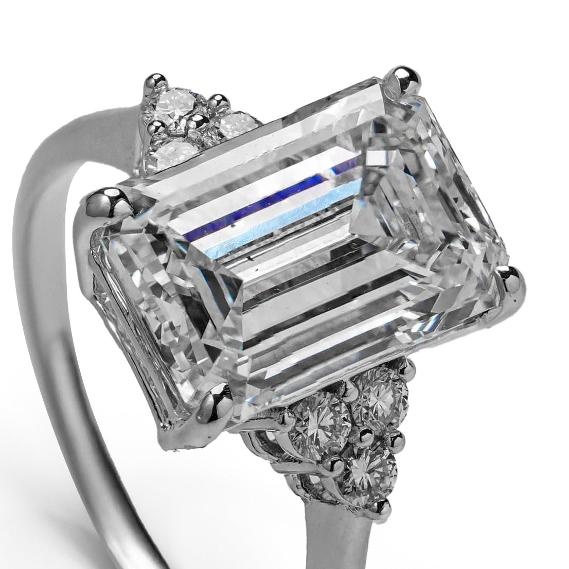 Harga Lab Grown Diamond Emerald Ring Whitegold