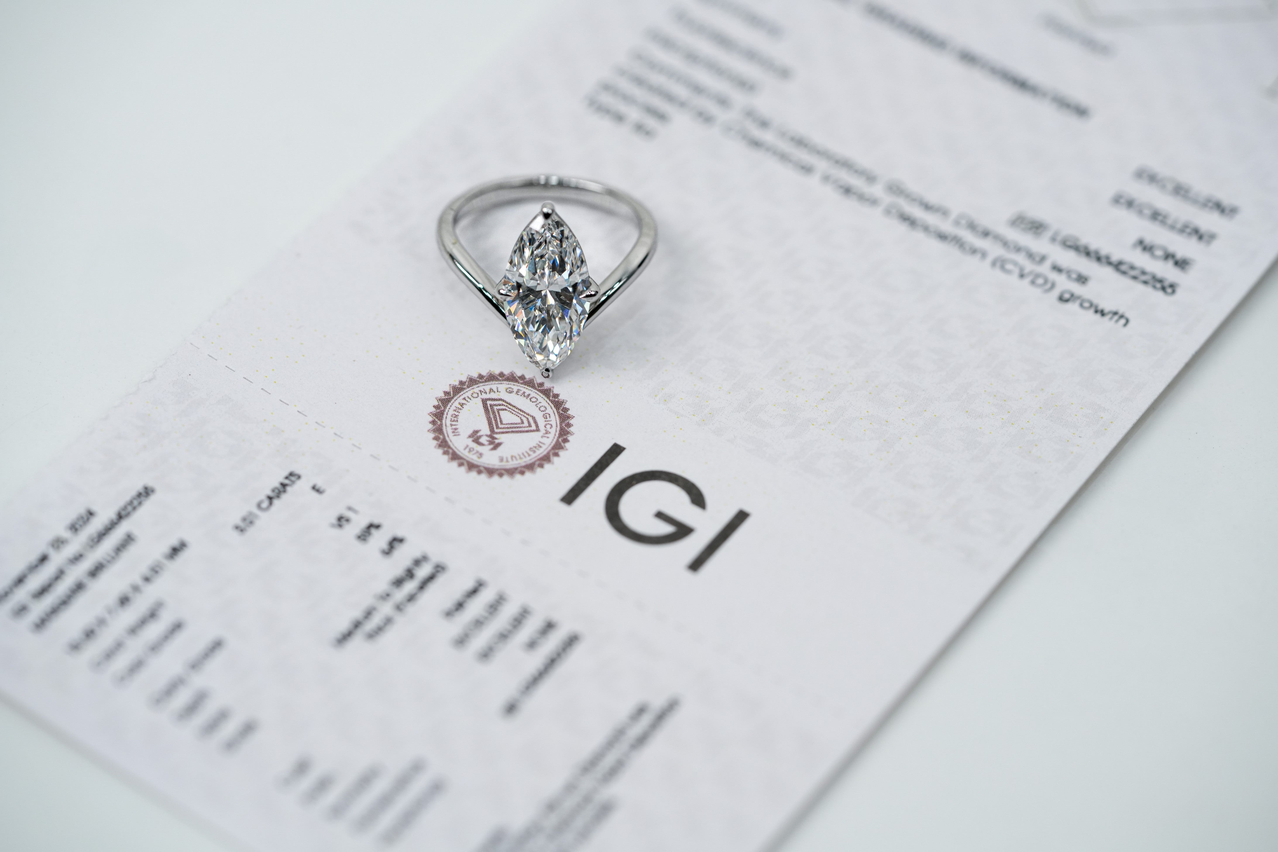 IVANA WHITEGOLD RING 3CT MARQUISE CUT LAB DIAMOND