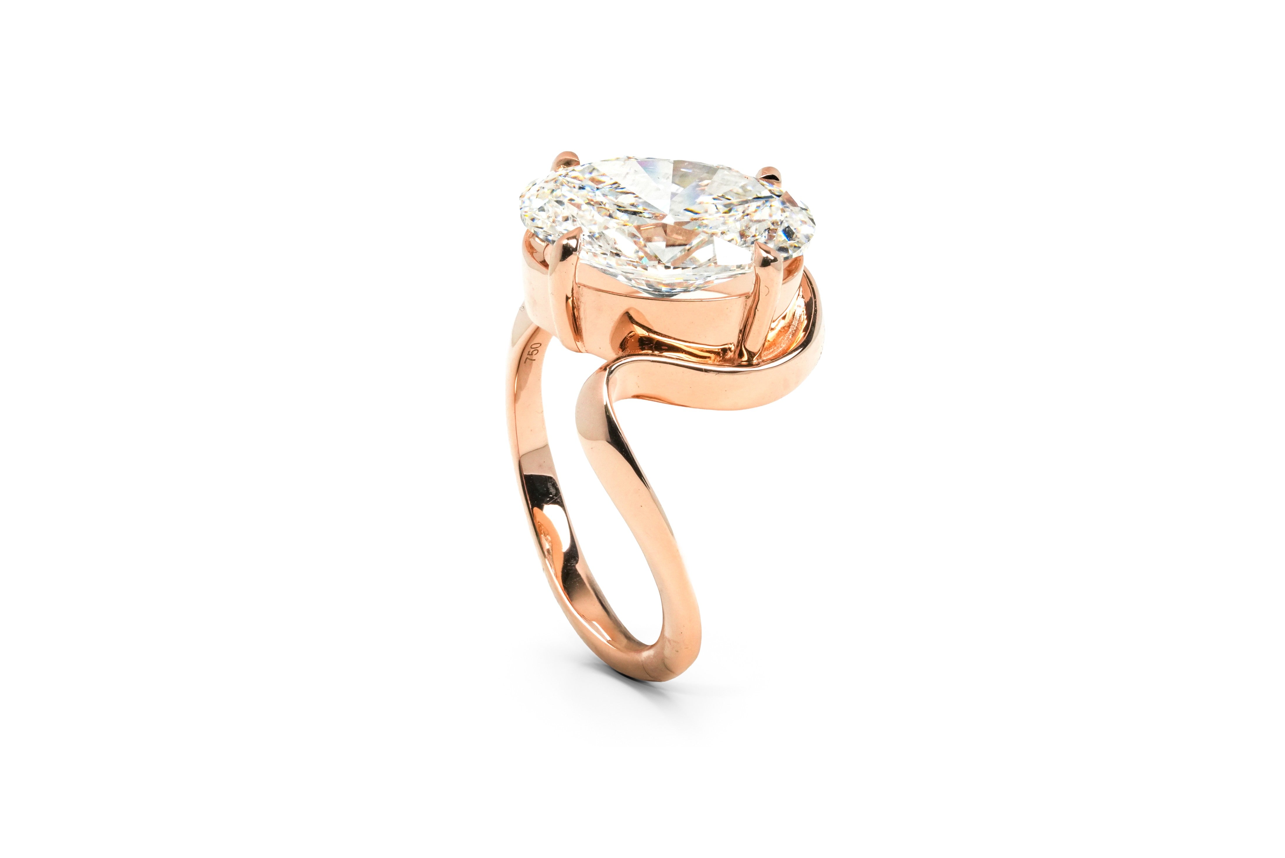 CASSIA ROSEGOLD RING 5CT OVAL CUT LAB DIAMOND