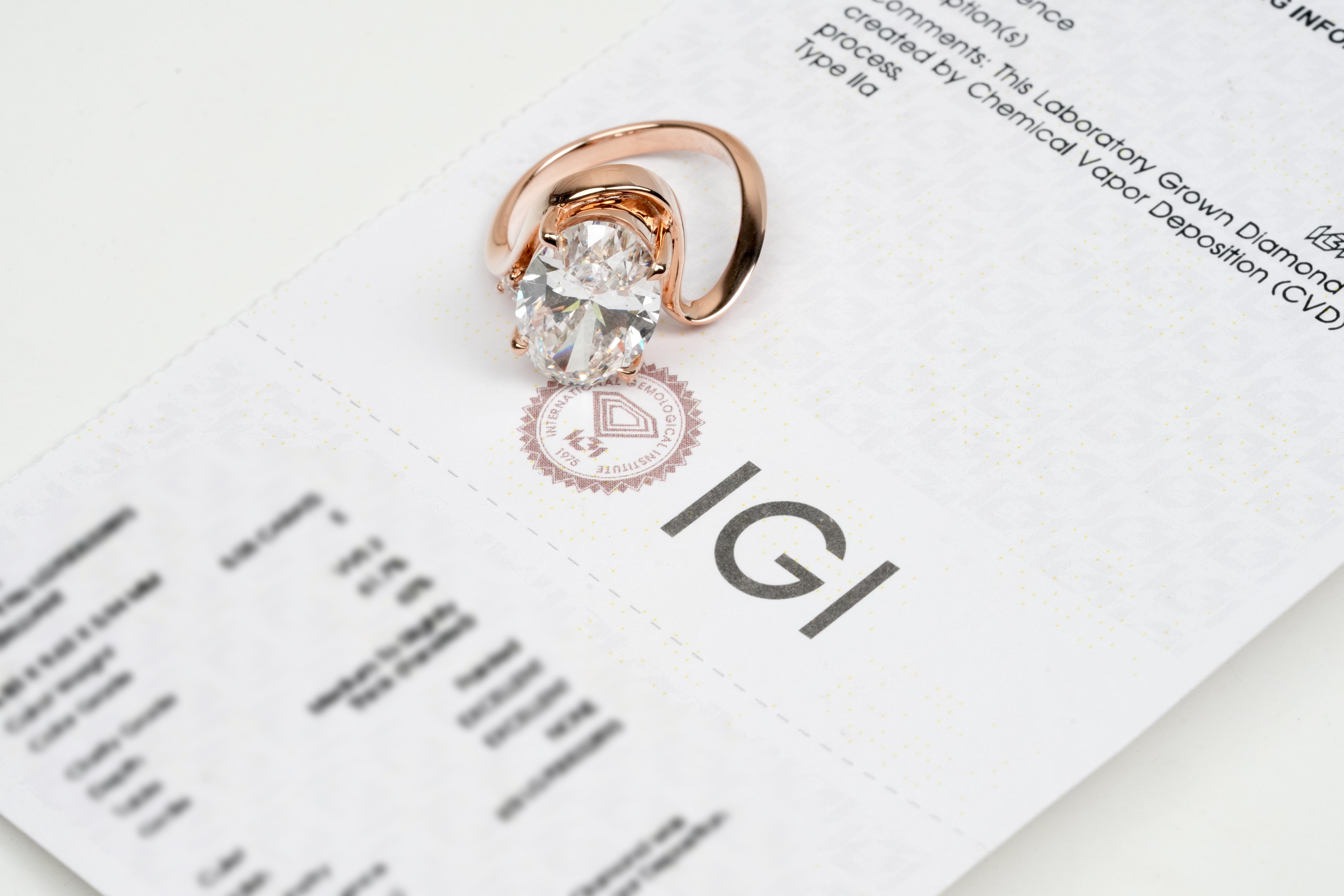 CASSIA ROSEGOLD RING 5CT OVAL CUT LAB DIAMOND