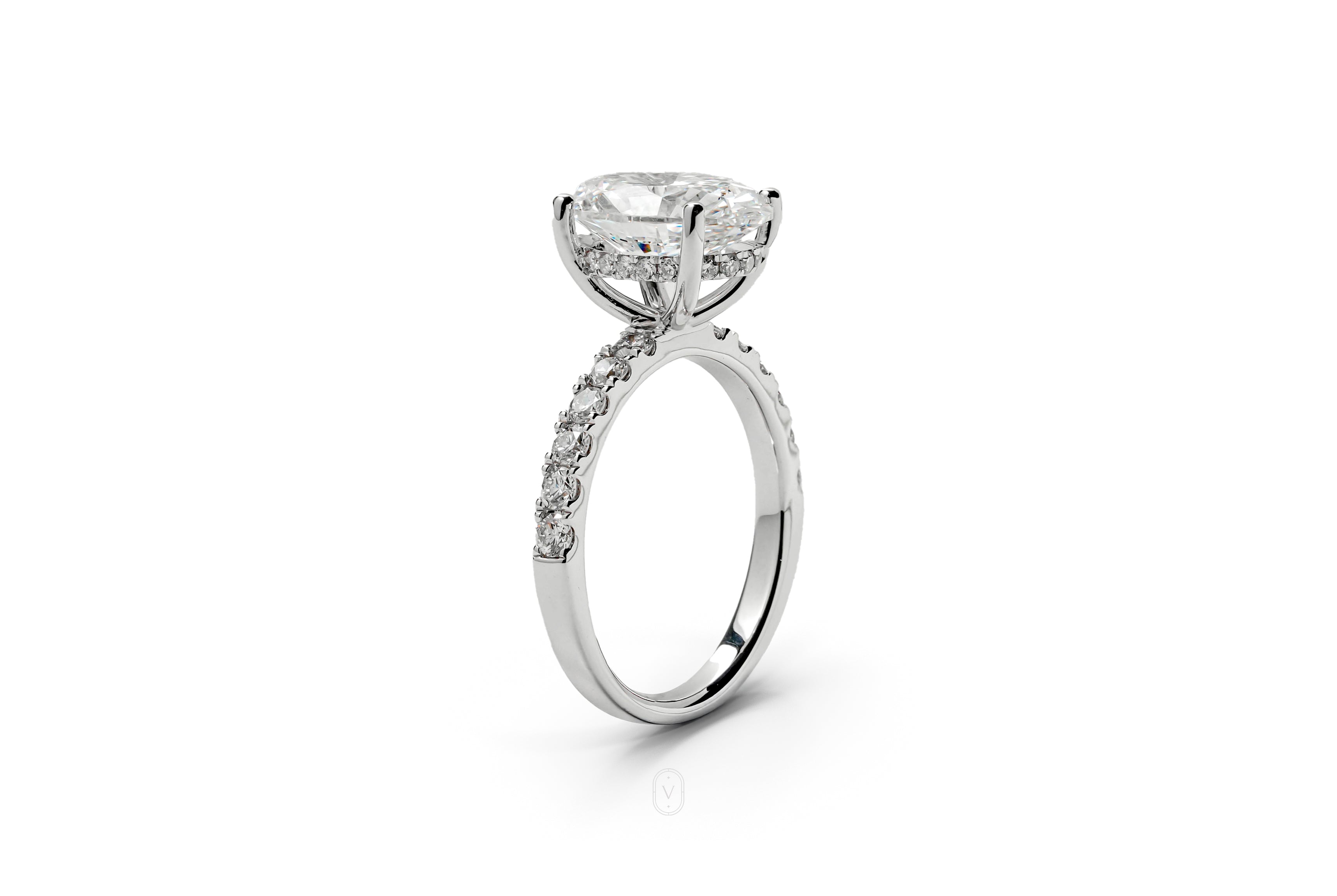 IRIS WHITEGOLD RING 3CT OVAL CUT LAB DIAMOND