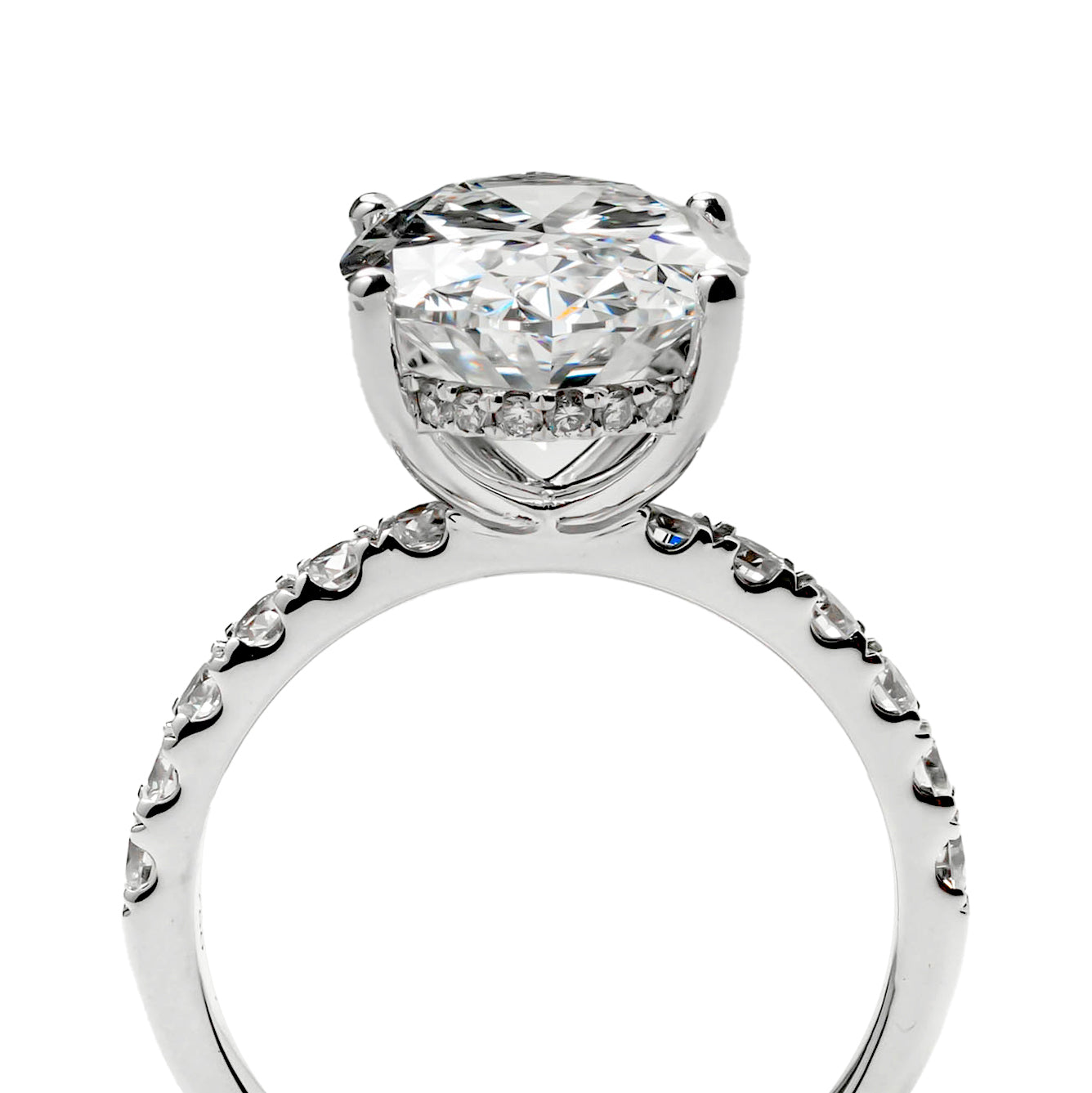 IRIS WHITEGOLD RING 5CT OVAL CUT LAB DIAMOND