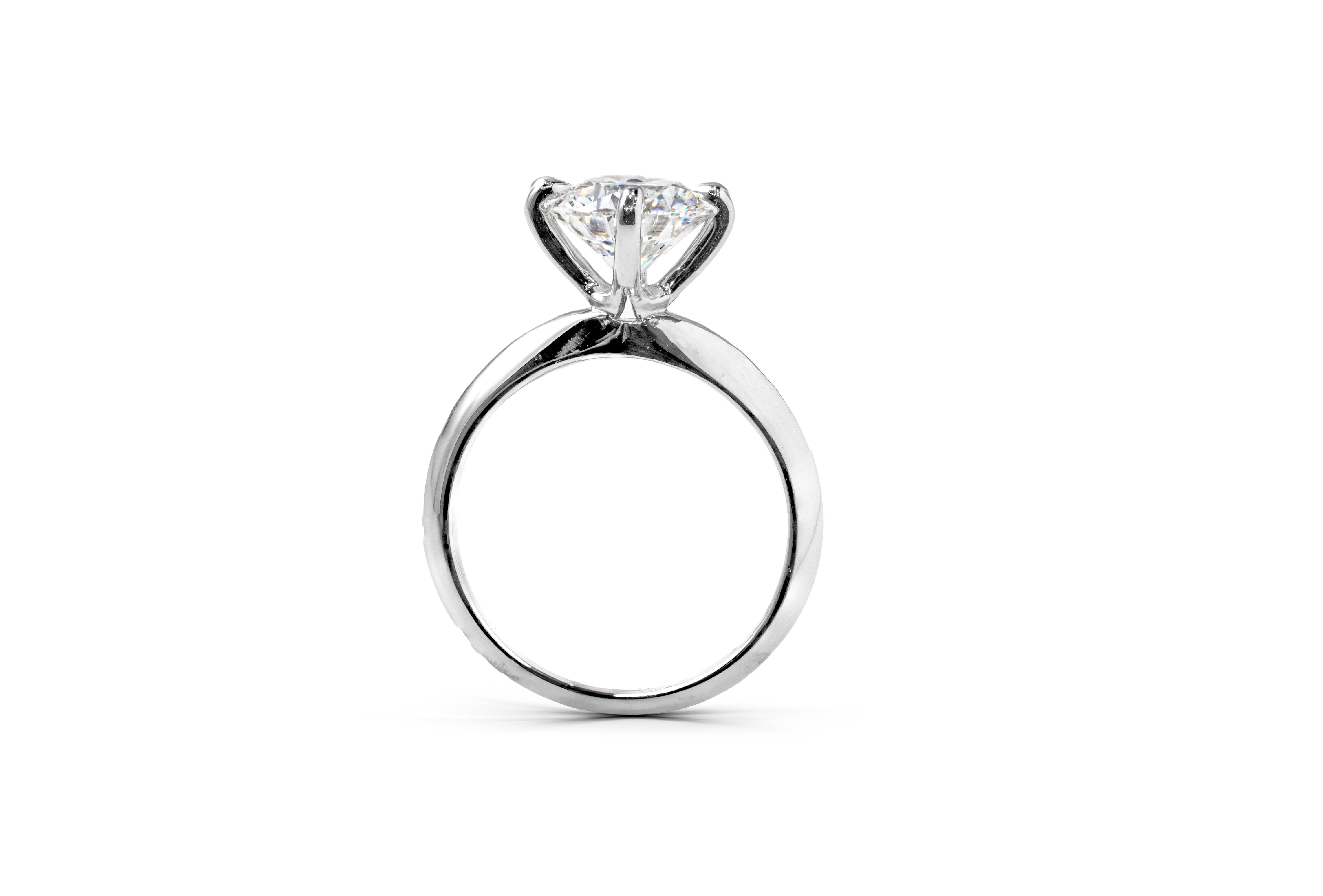 TIFFANY-STYLE WHITEGOLD RING 2CT ROUND CUT LAB DIAMOND