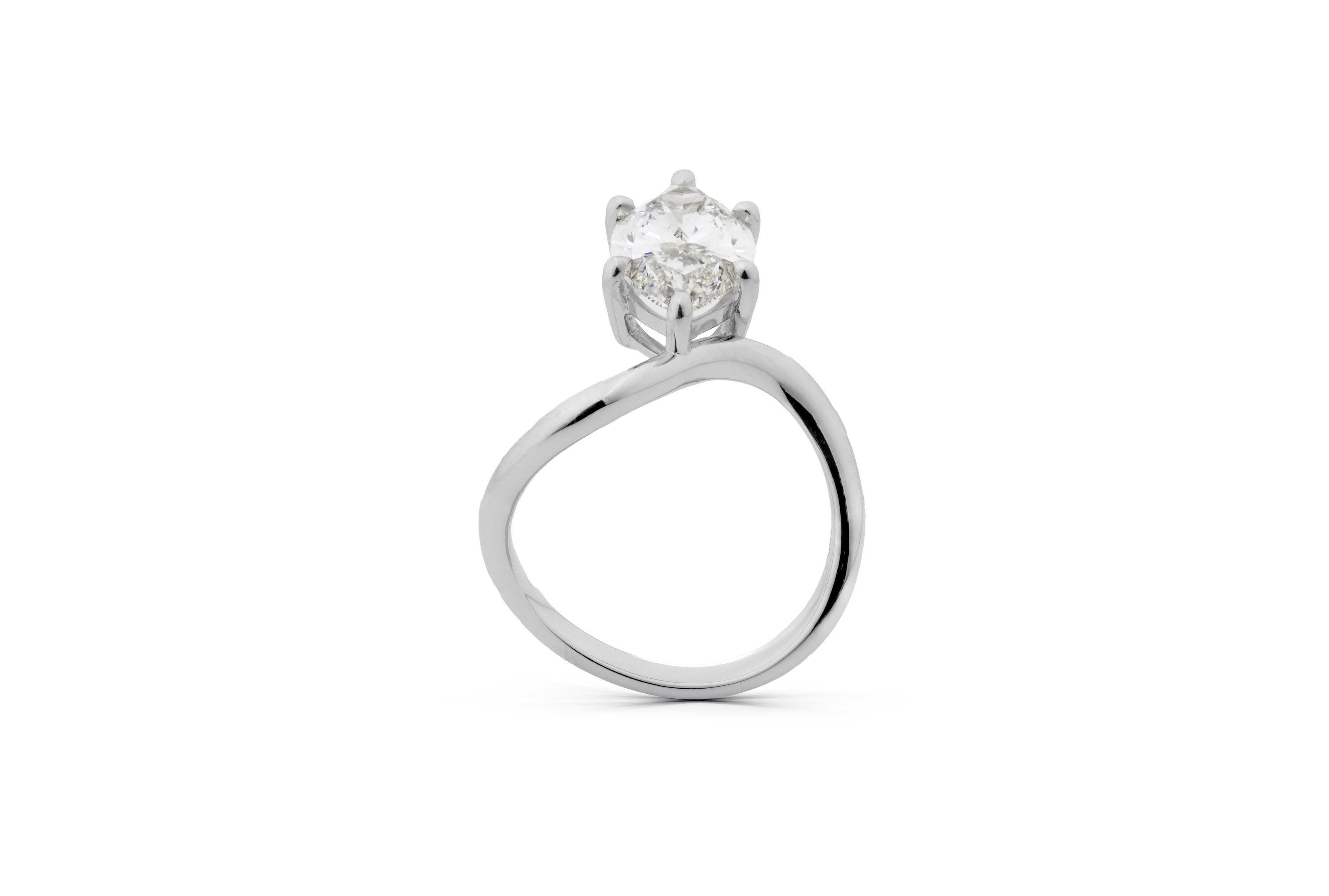 VICTORIA WHITEGOLD RING 3CT MARQUISE CUT LAB DIAMOND
