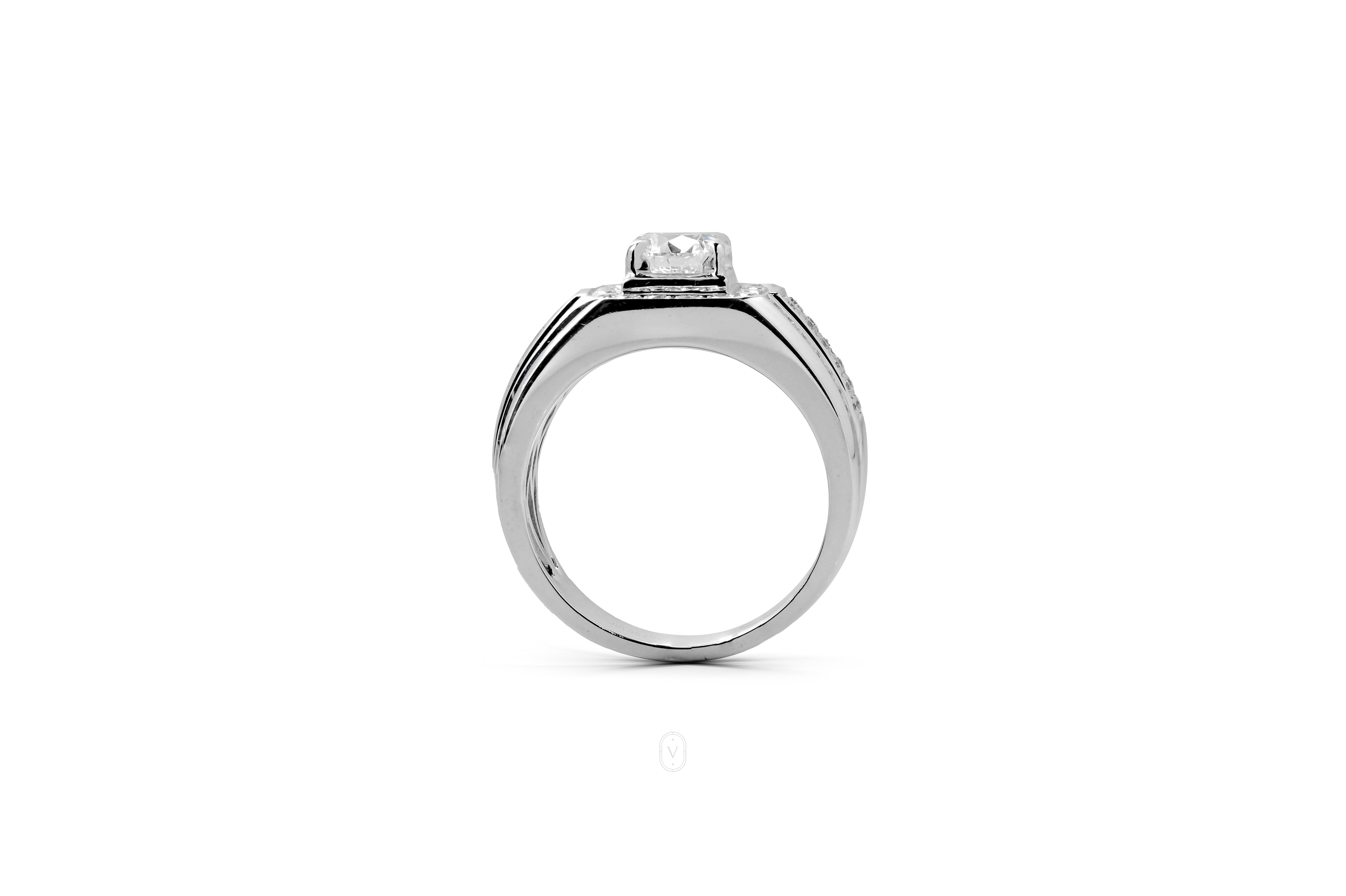 Lab Grown Diamond Ring Round