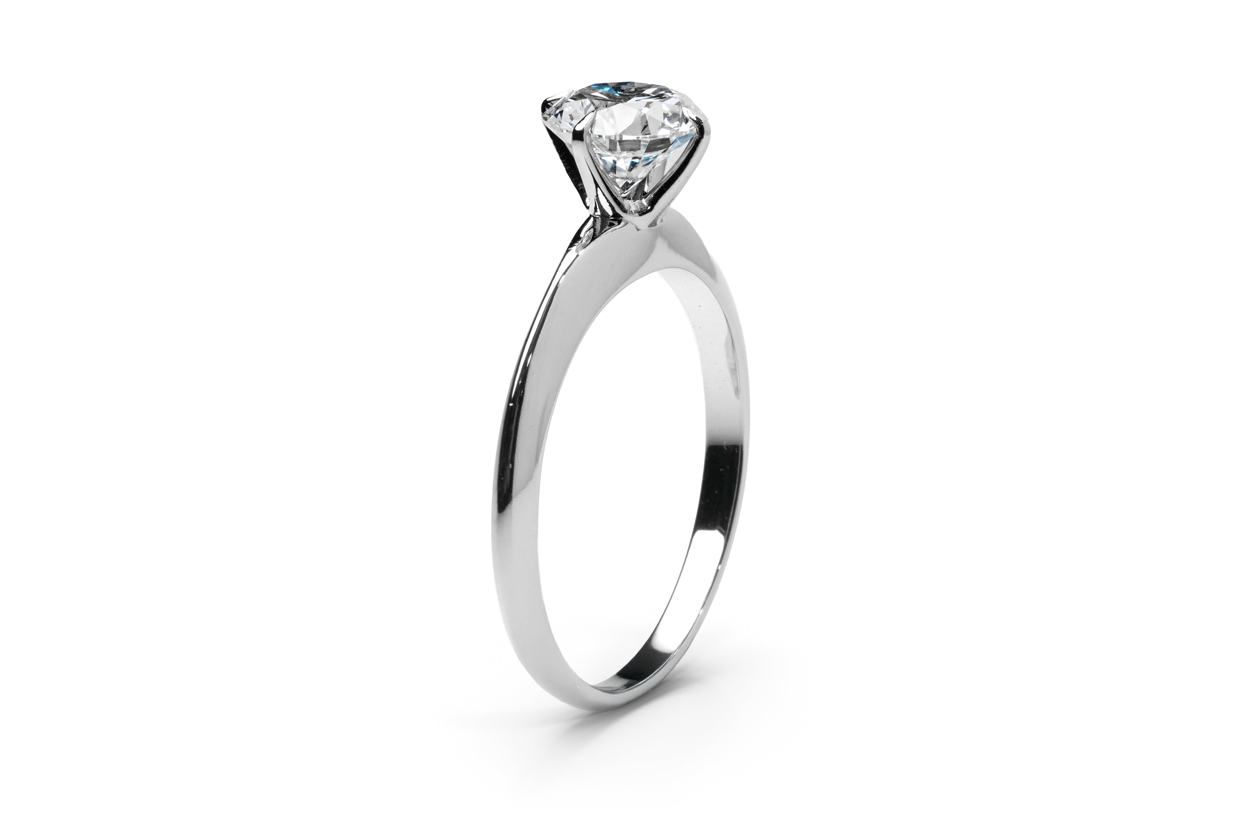 TIFFANY-STYLE WHITEGOLD RING 1CT ROUND CUT LAB DIAMOND