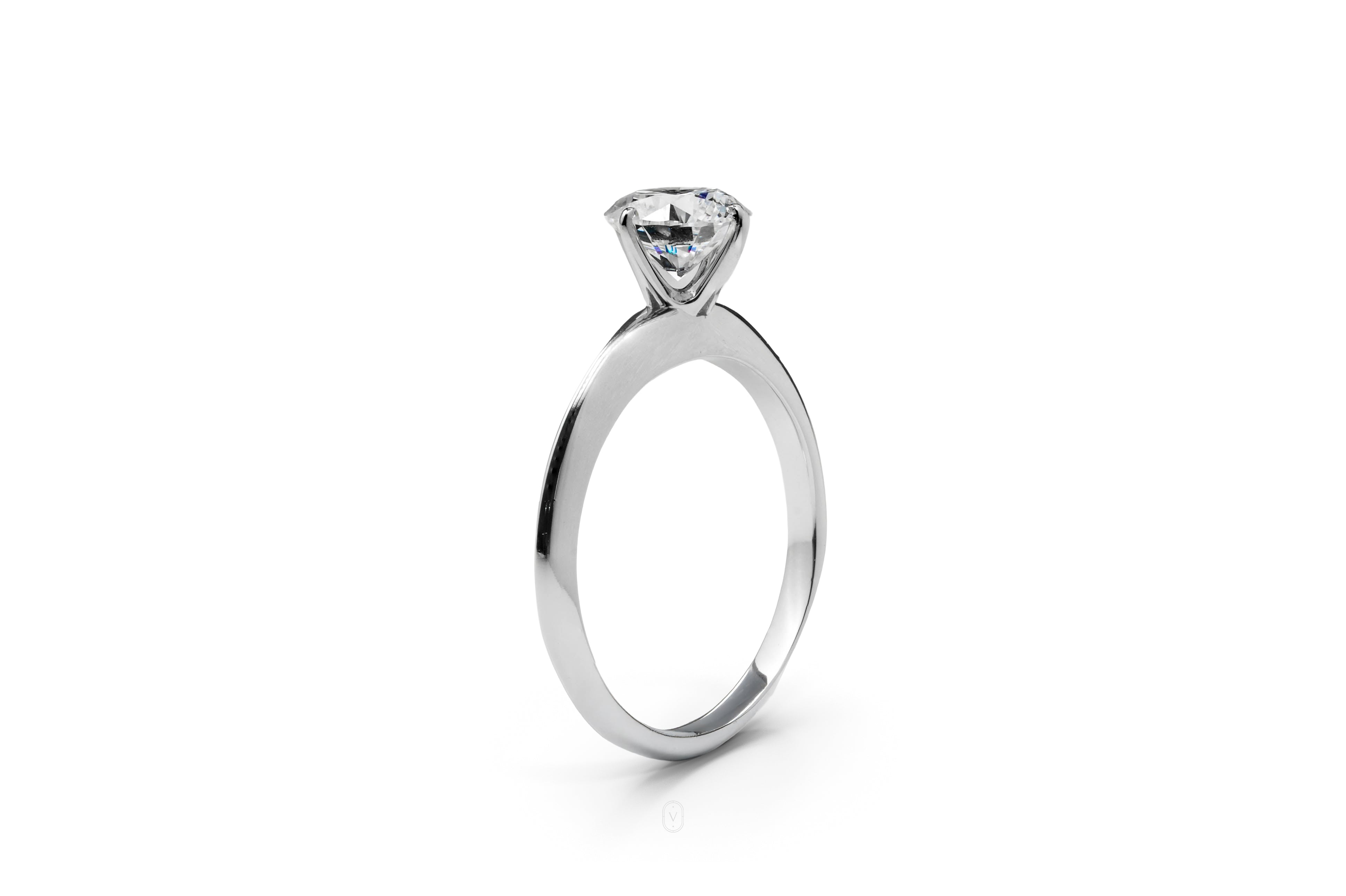 TIFFANY-STYLE WHITEGOLD RING 1CT ROUND CUT LAB DIAMOND
