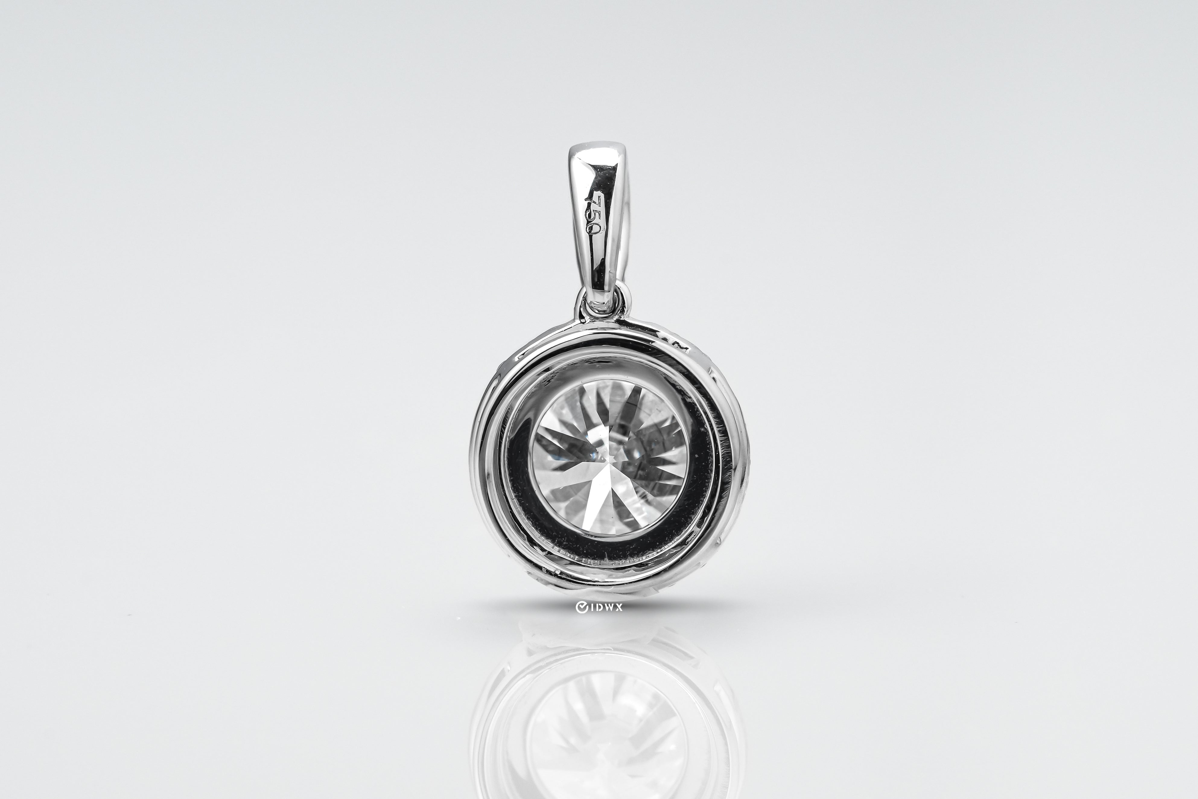 Round Halo Pendant