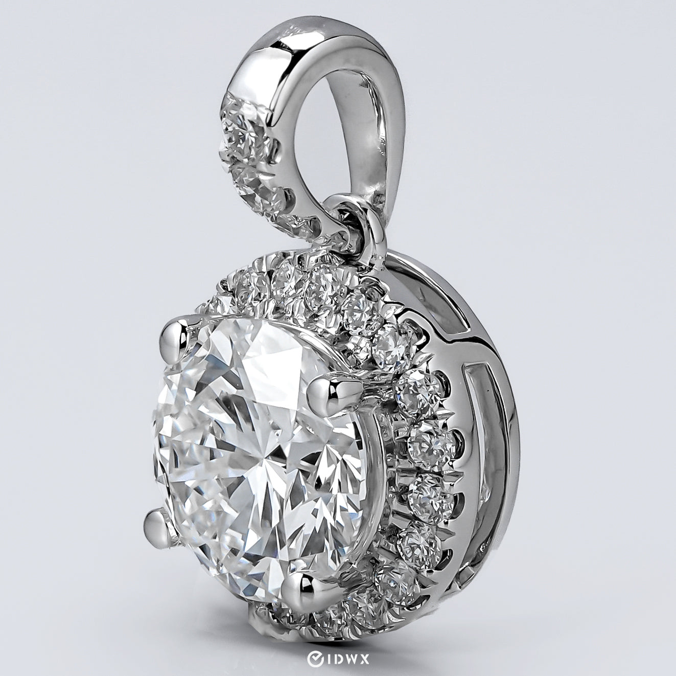 1CT ROUND BRILLIANT PENDANT HALO