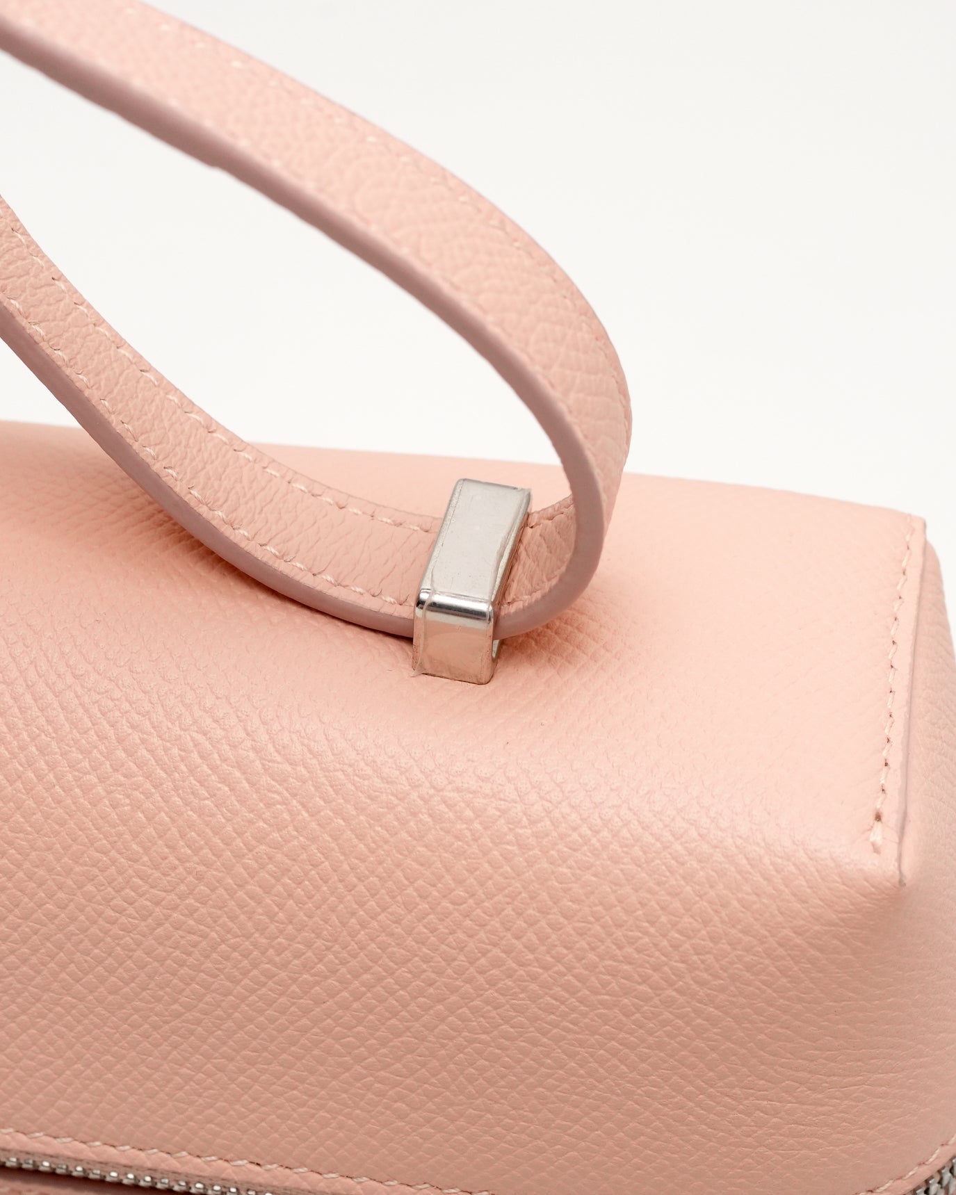 EXTRA BAG L27 BUBBLE GUM TEXTURED CALFSKIN