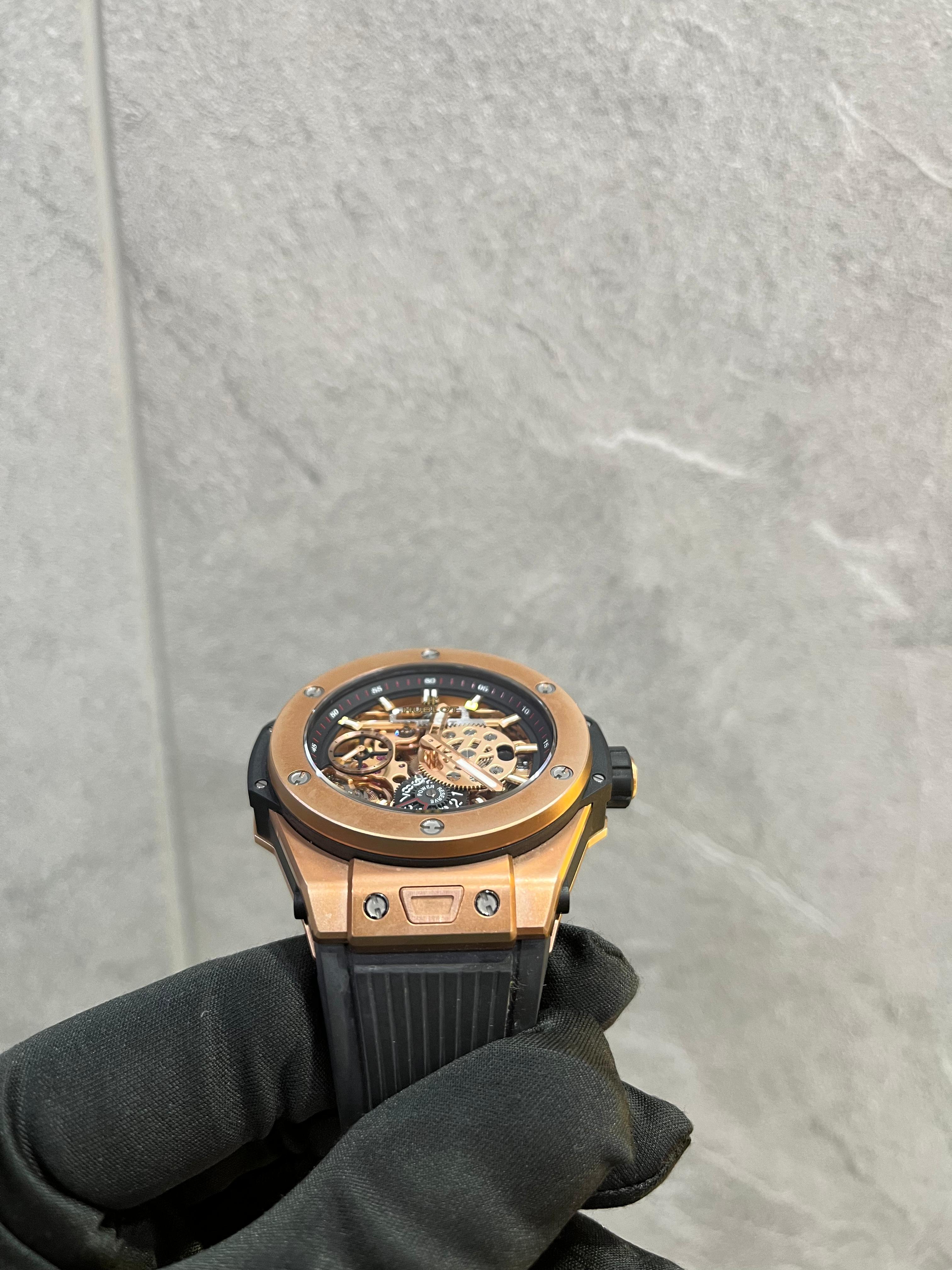 BIG BANG 45MM MECA-10 KING GOLD (2019)