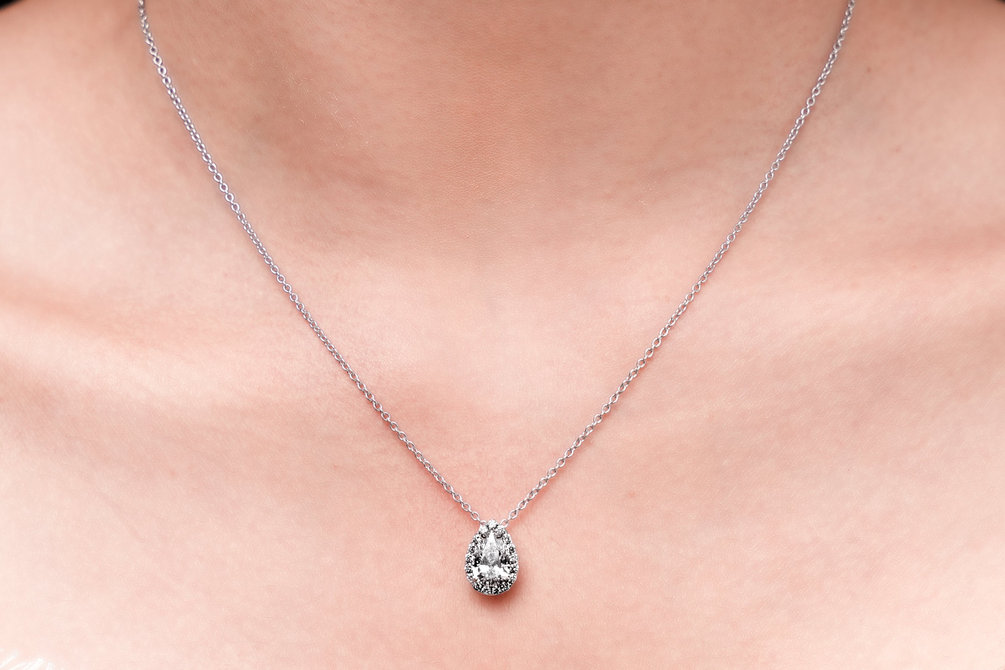 Pear Halo Necklace