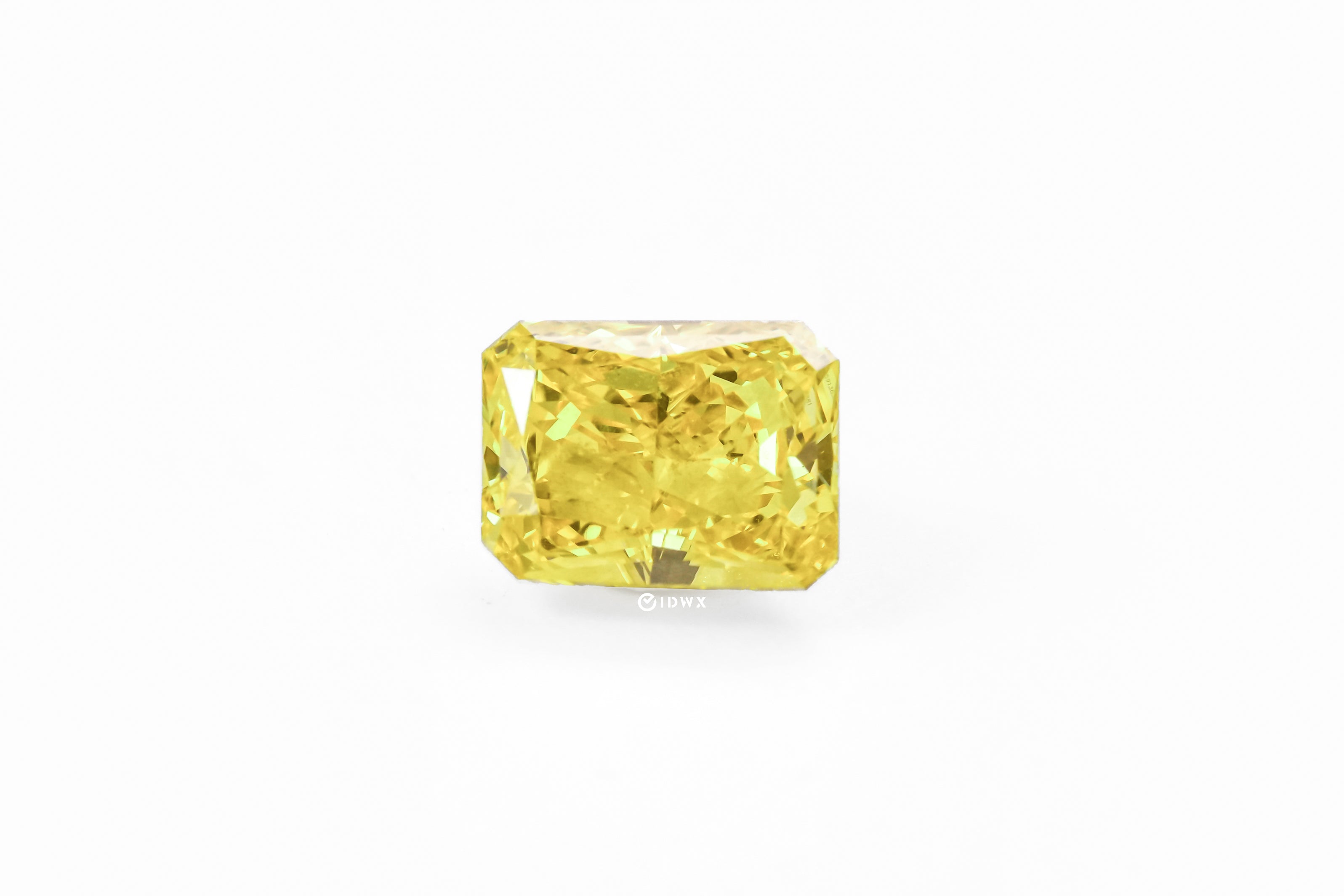 LAB GROWN DIAMOND BY IGI - RS 1.11CT / F.V.YELLOW-VS1