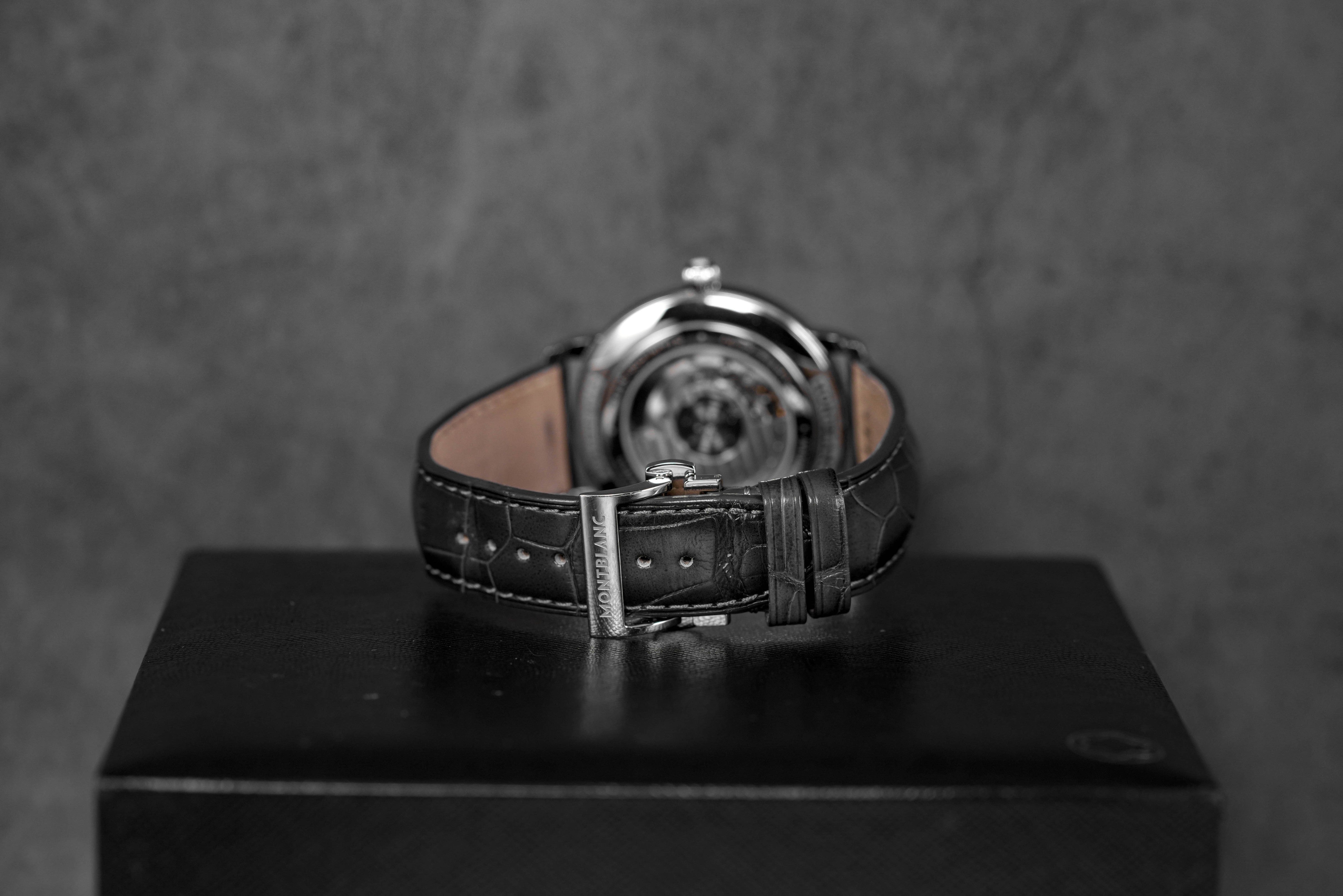Harga Montblanc Star Legacy Moonphase Grey