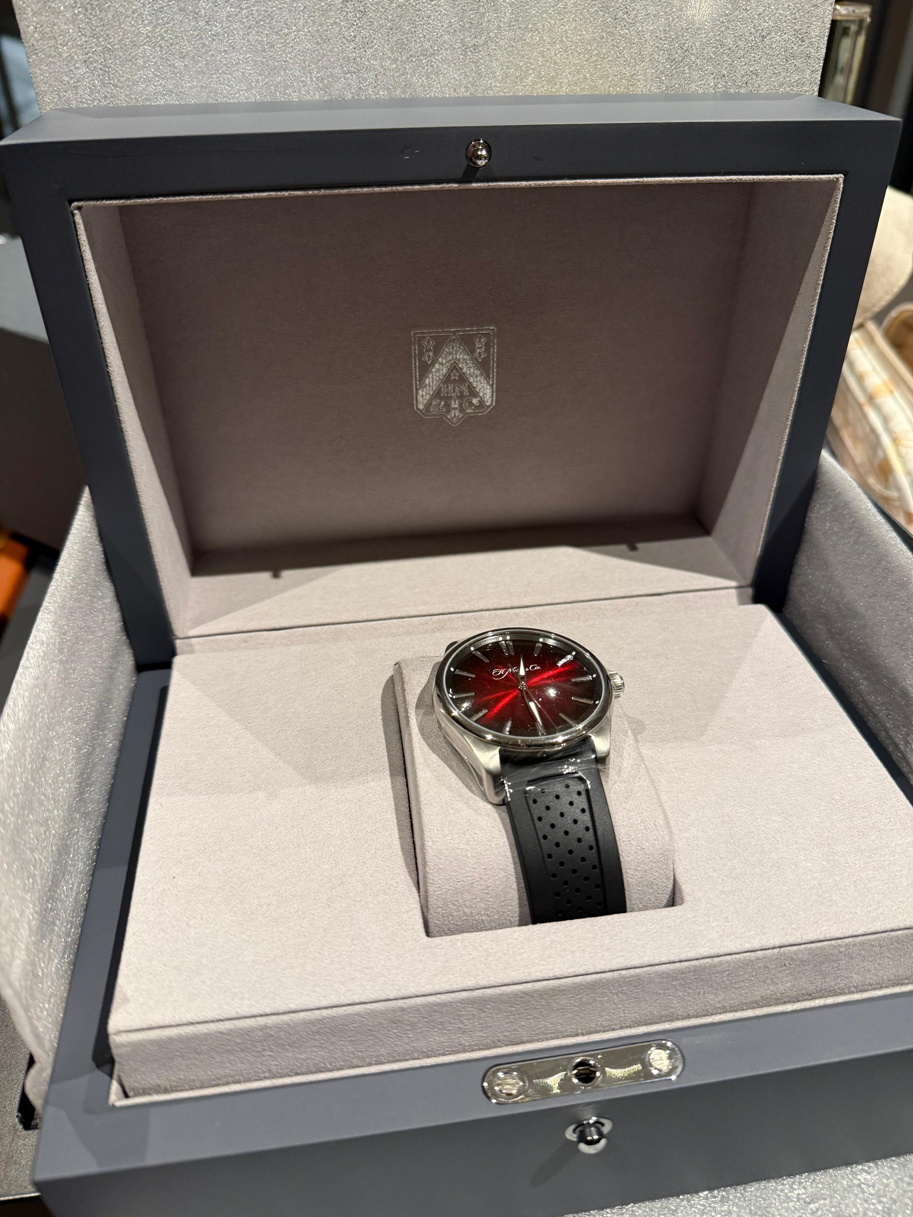 PIONEER CENTRE SECONDS STEEL MAD RED FUME DIAL (2025)