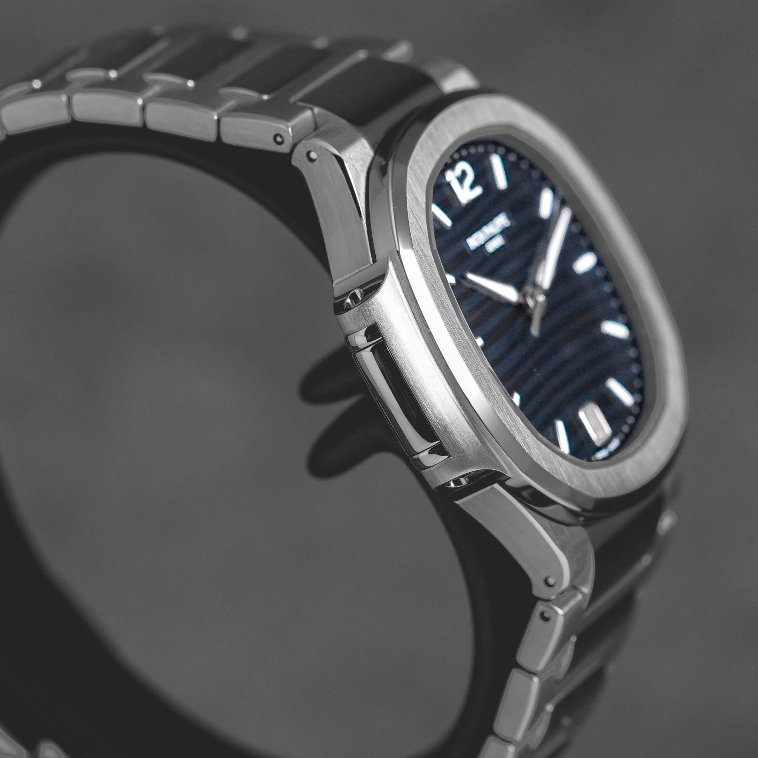 Harga Patek Philippe Nautilus Lady 7118/1A-001 Blue  Terbaru