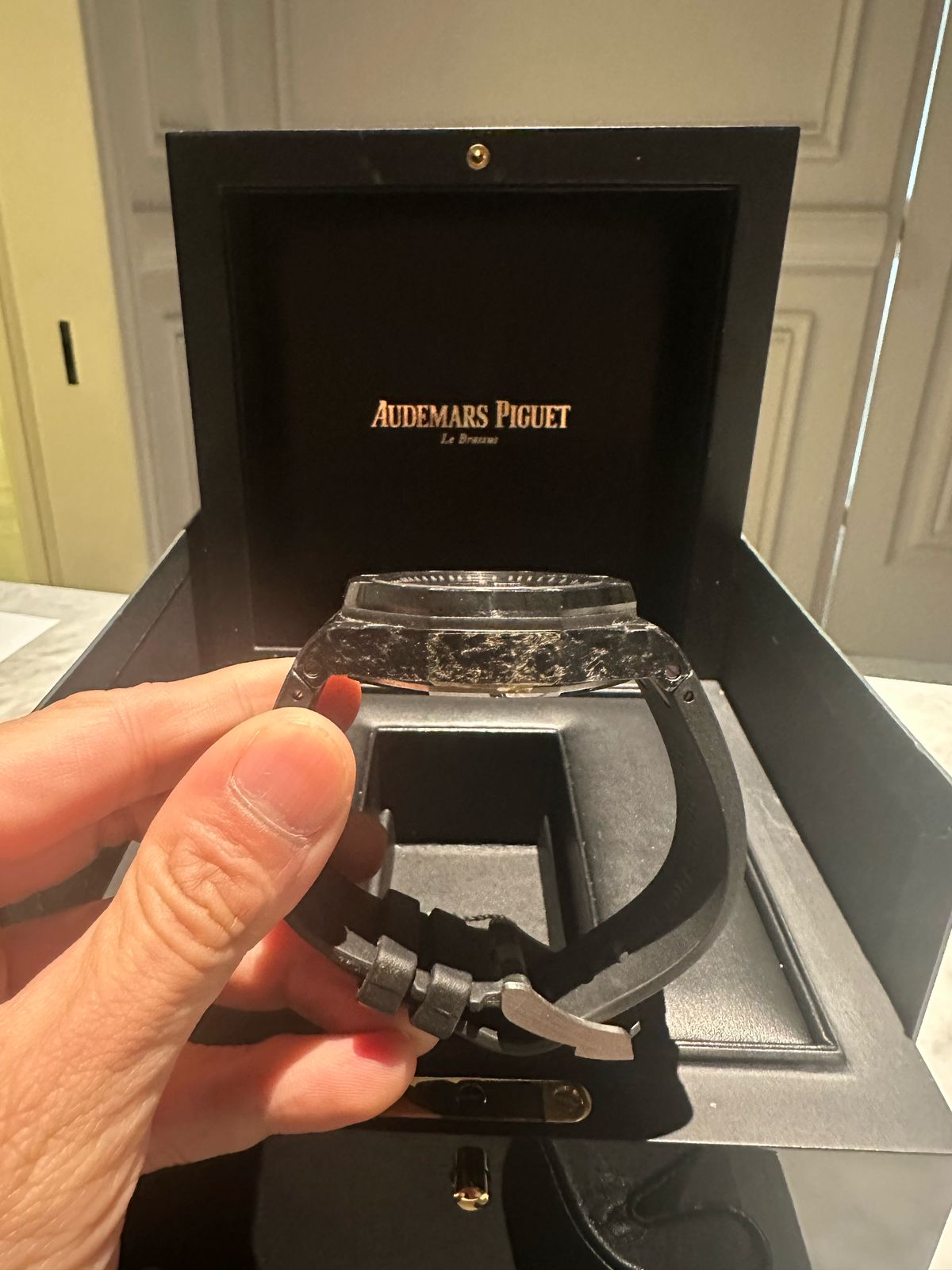 ROYAL OAK CHRONOGRAPH 44MM NOVELTY CARBON BLACK CERAMIC (2014)