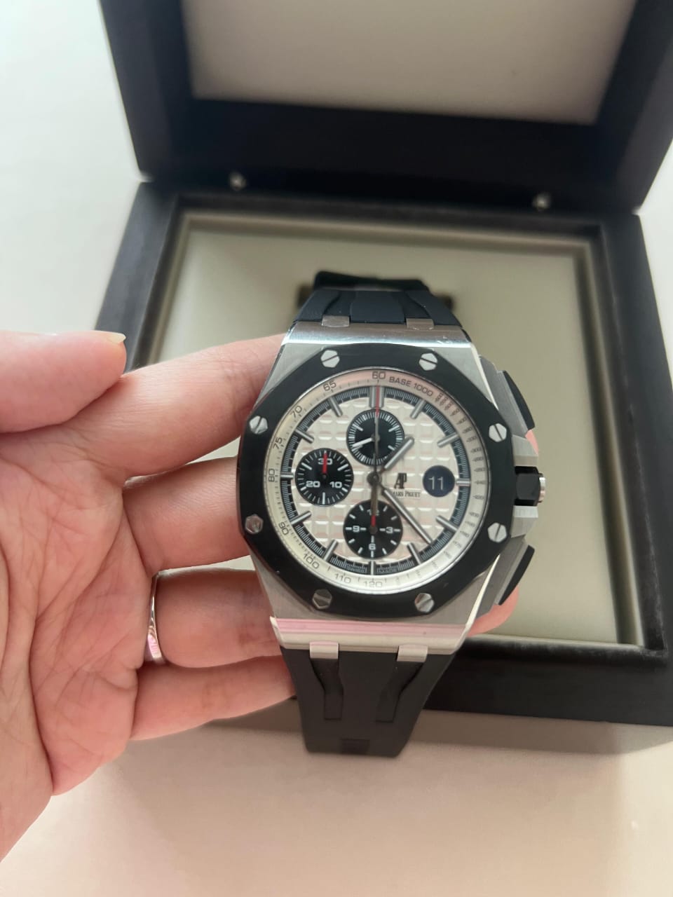 ROYAL OAK OFFSHORE CHRONOGRAPH 44MM NOVELTY WHITE PANDA DIAL (2014)