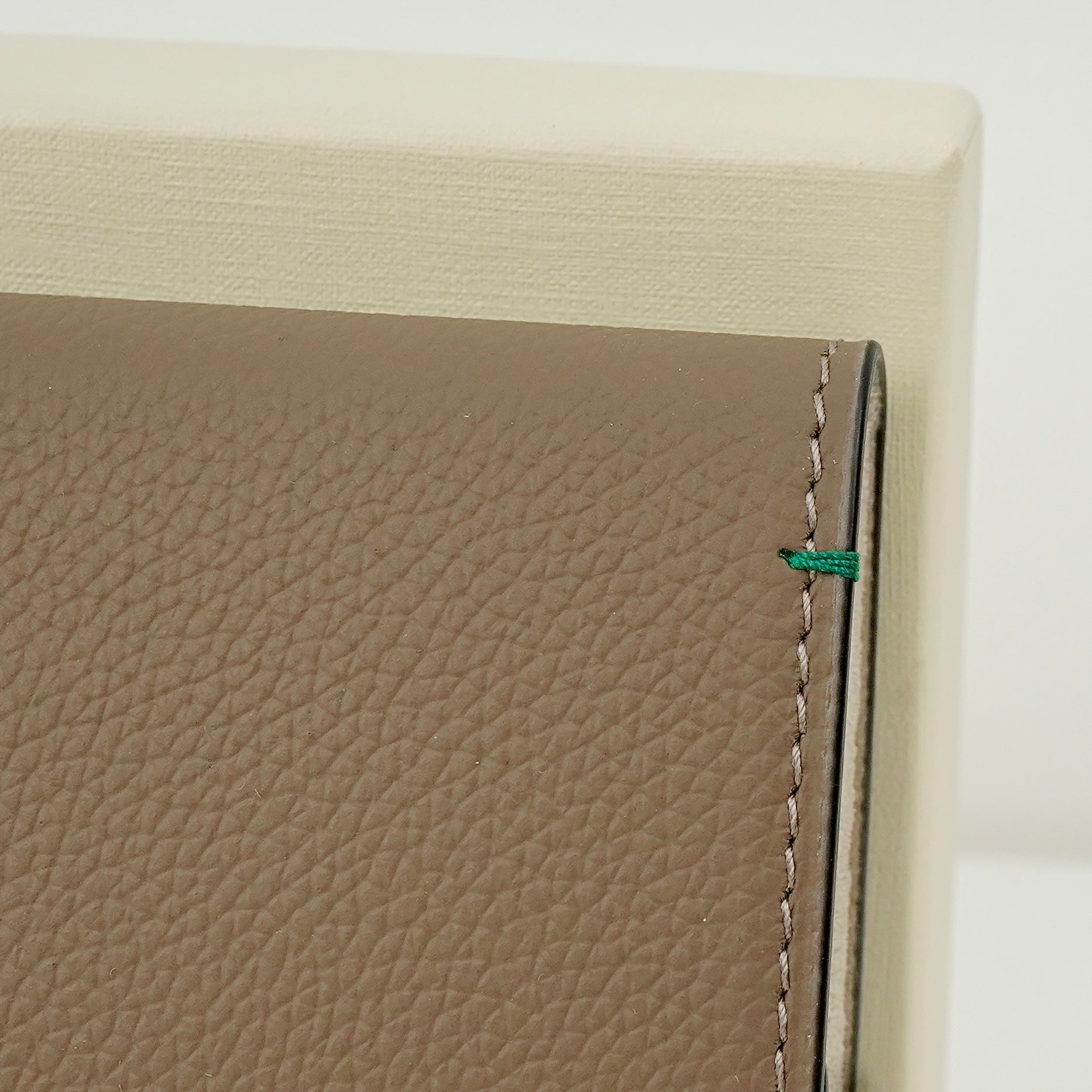 TAUPE LEATHER WATCH POUCH, TRIO HOLDER