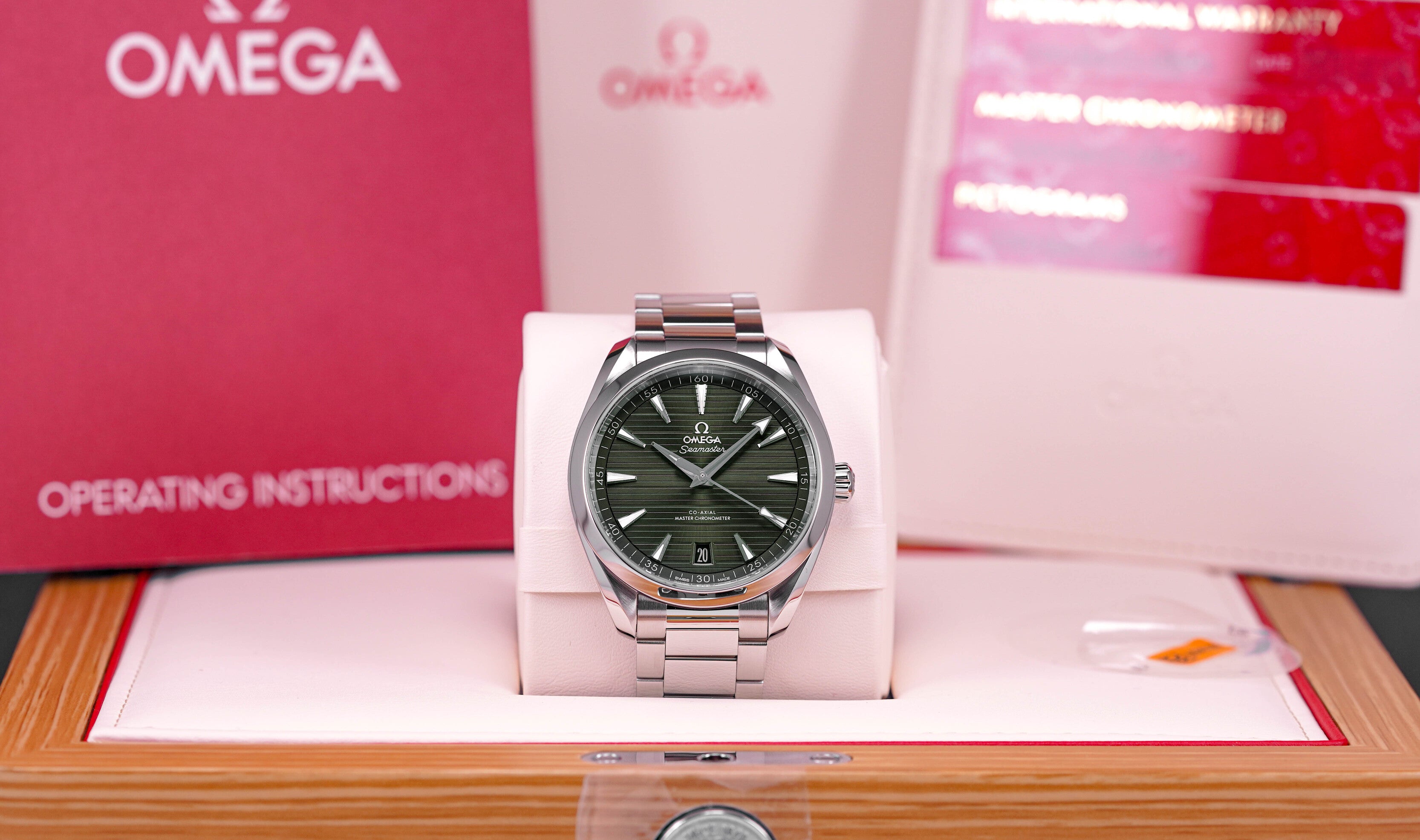 SEAMASTER AQUA TERRA 150M CO-AXIAL GREEN DIAL (2023)