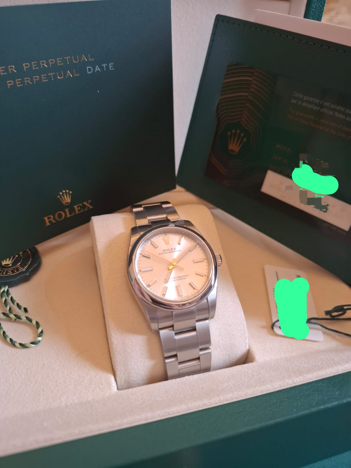 OYSTER PERPETUAL 34MM SILVER DIAL (2025)