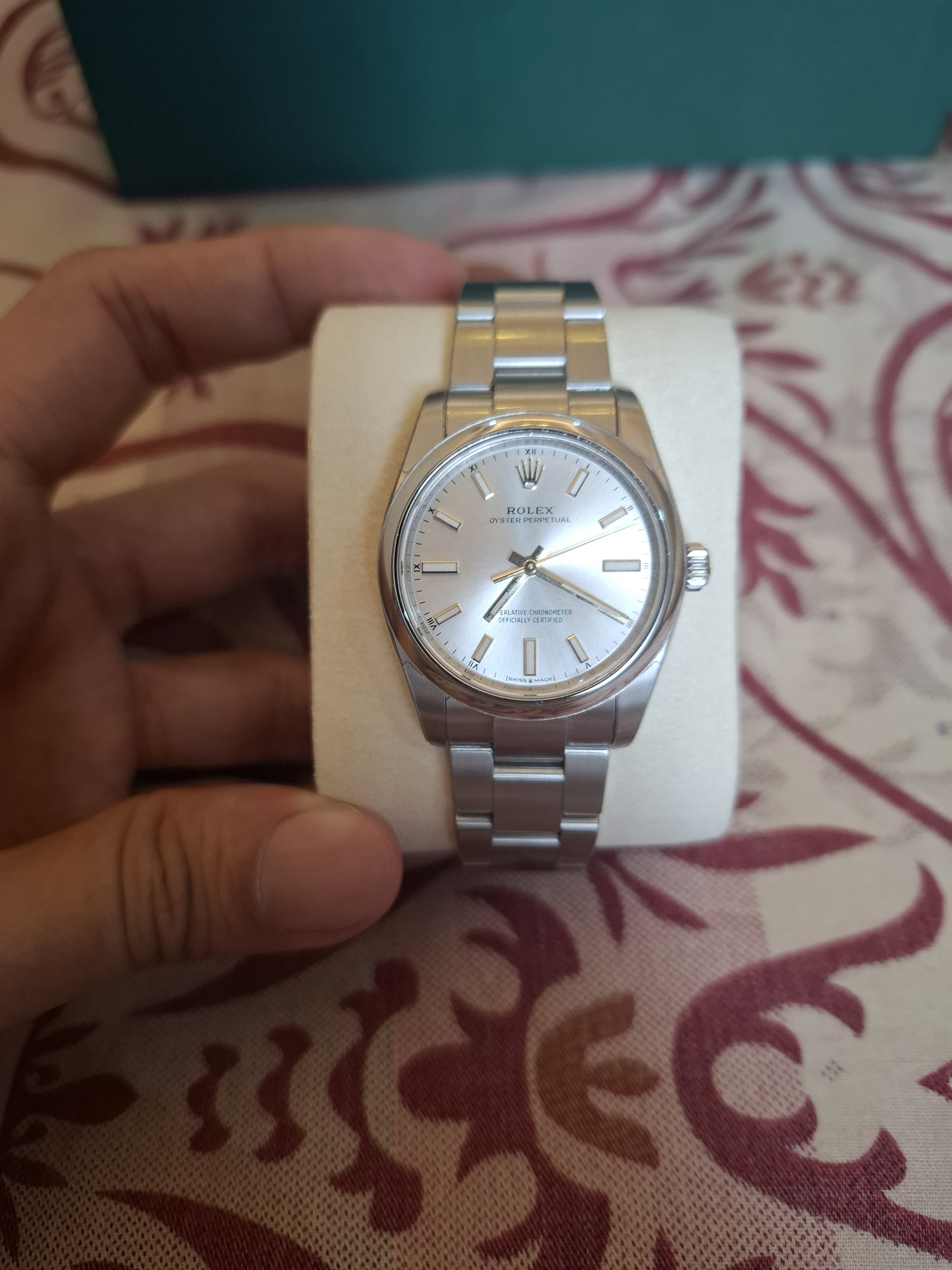 OYSTER PERPETUAL 34MM SILVER DIAL (2025)
