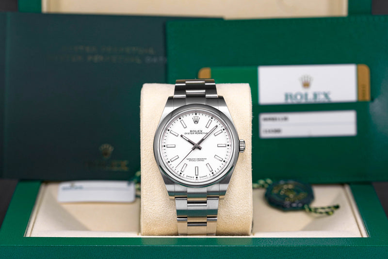 OYSTER PERPETUAL 39MM WHITE DIAL (2019)