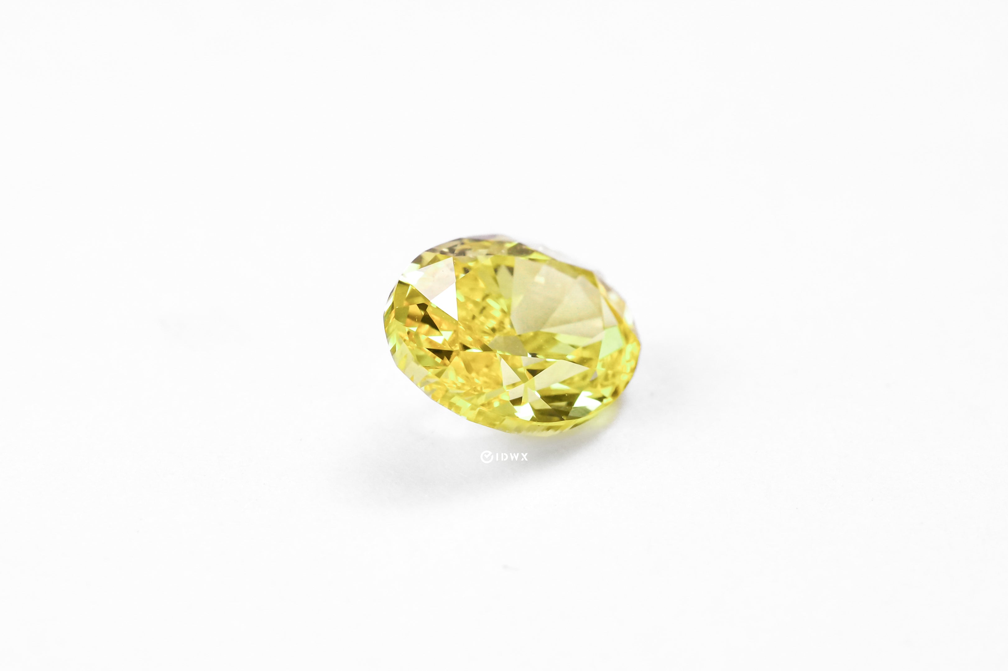 LAB GROWN DIAMOND BY IGI - OV 1.11CT / F.V.YELLOW-VVS2