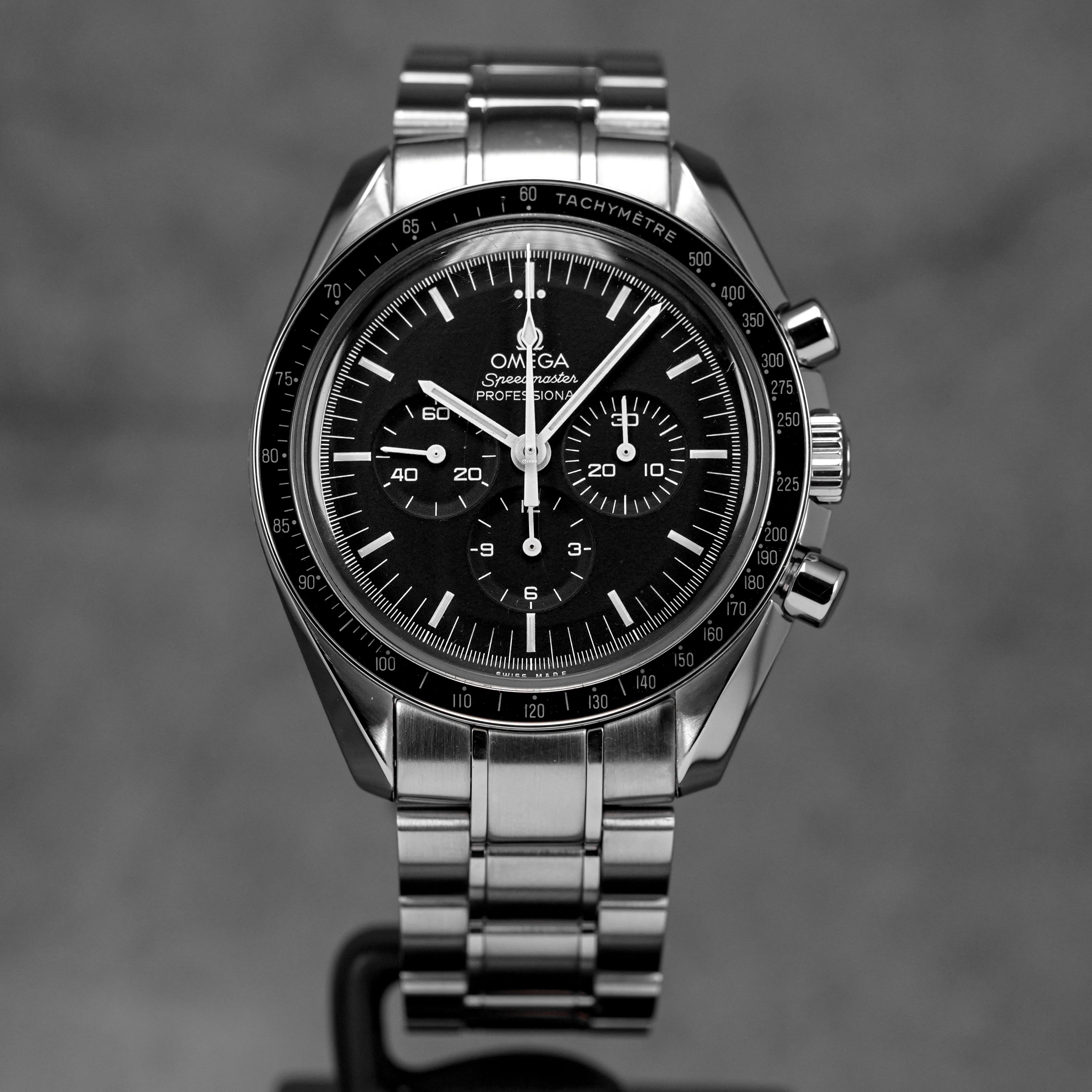 Harga Omega Moonwatch Hesalite
