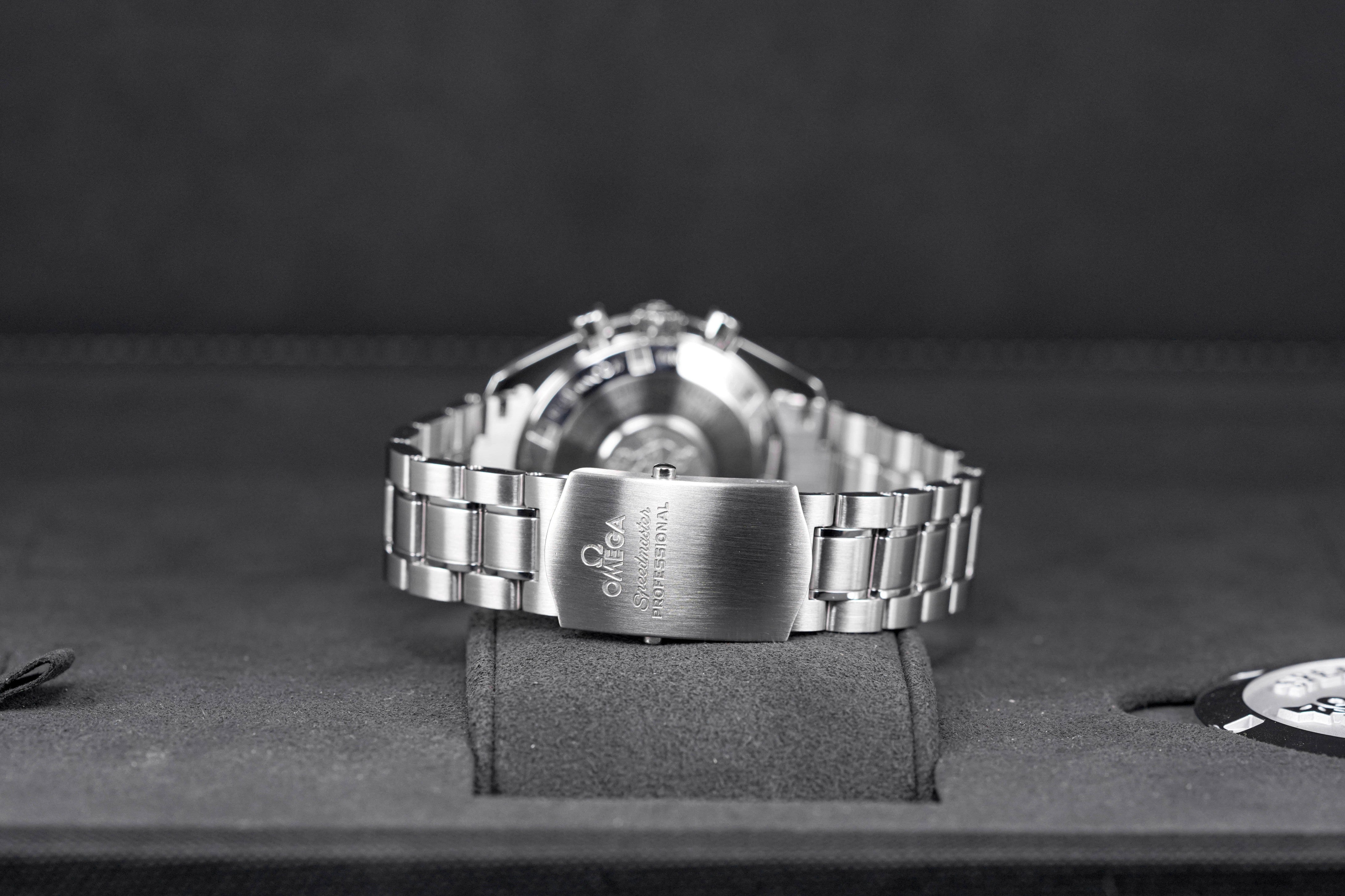 Harga Omega Moonwatch Hesalite