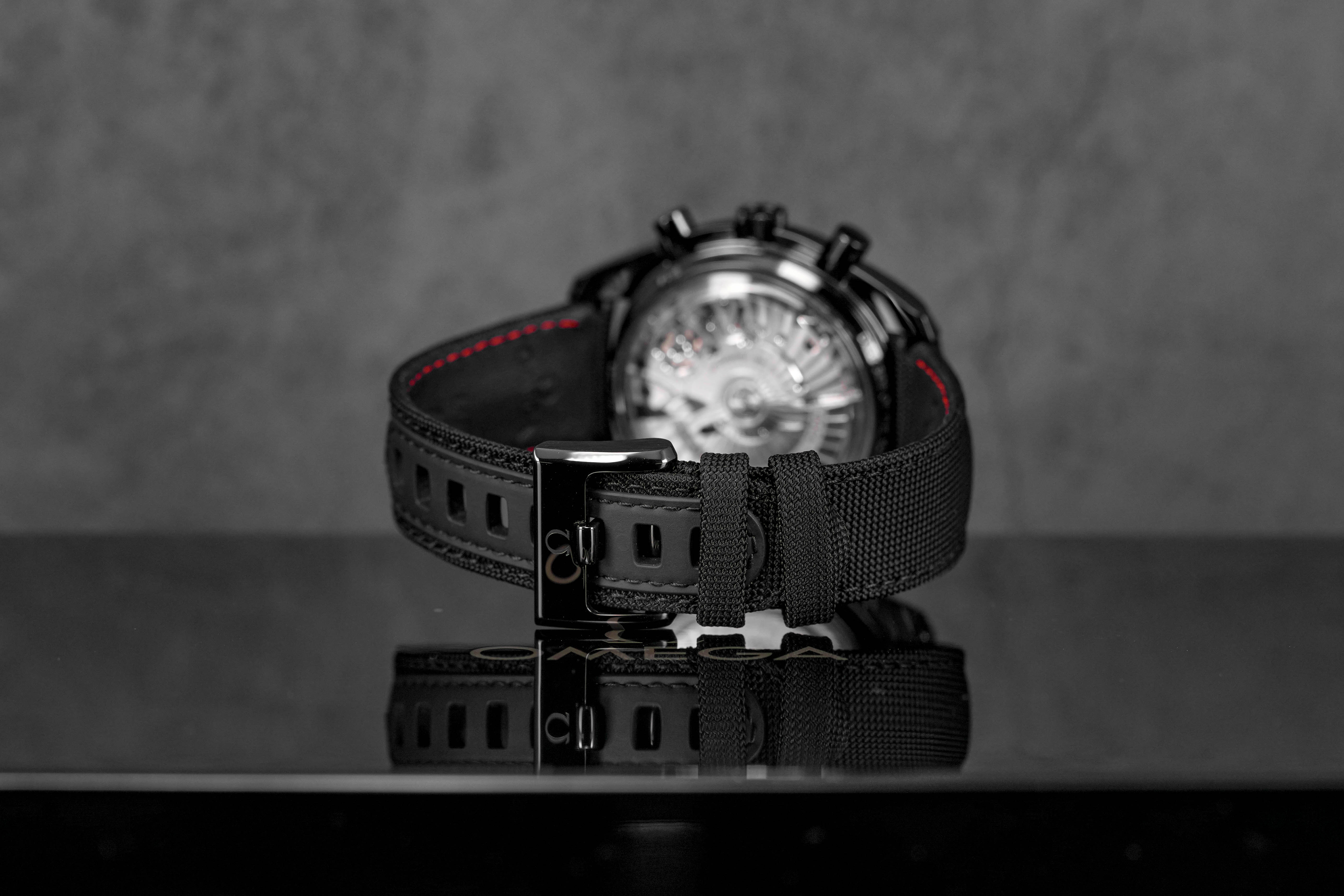 Harga Omega Speedmaster Dark Side Of The Moon