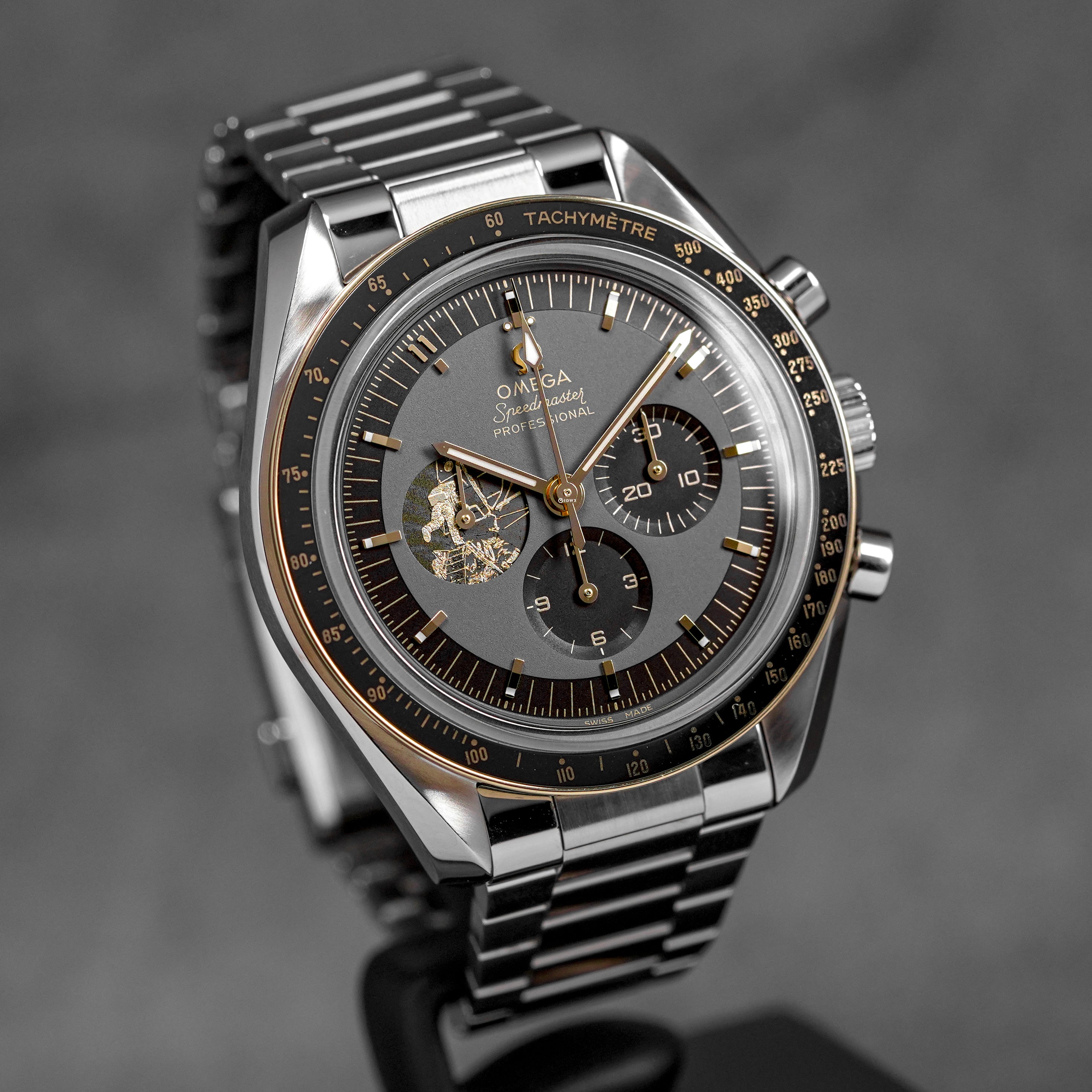 Harga Omega Speedmaster Moonwatch Apollo 11
