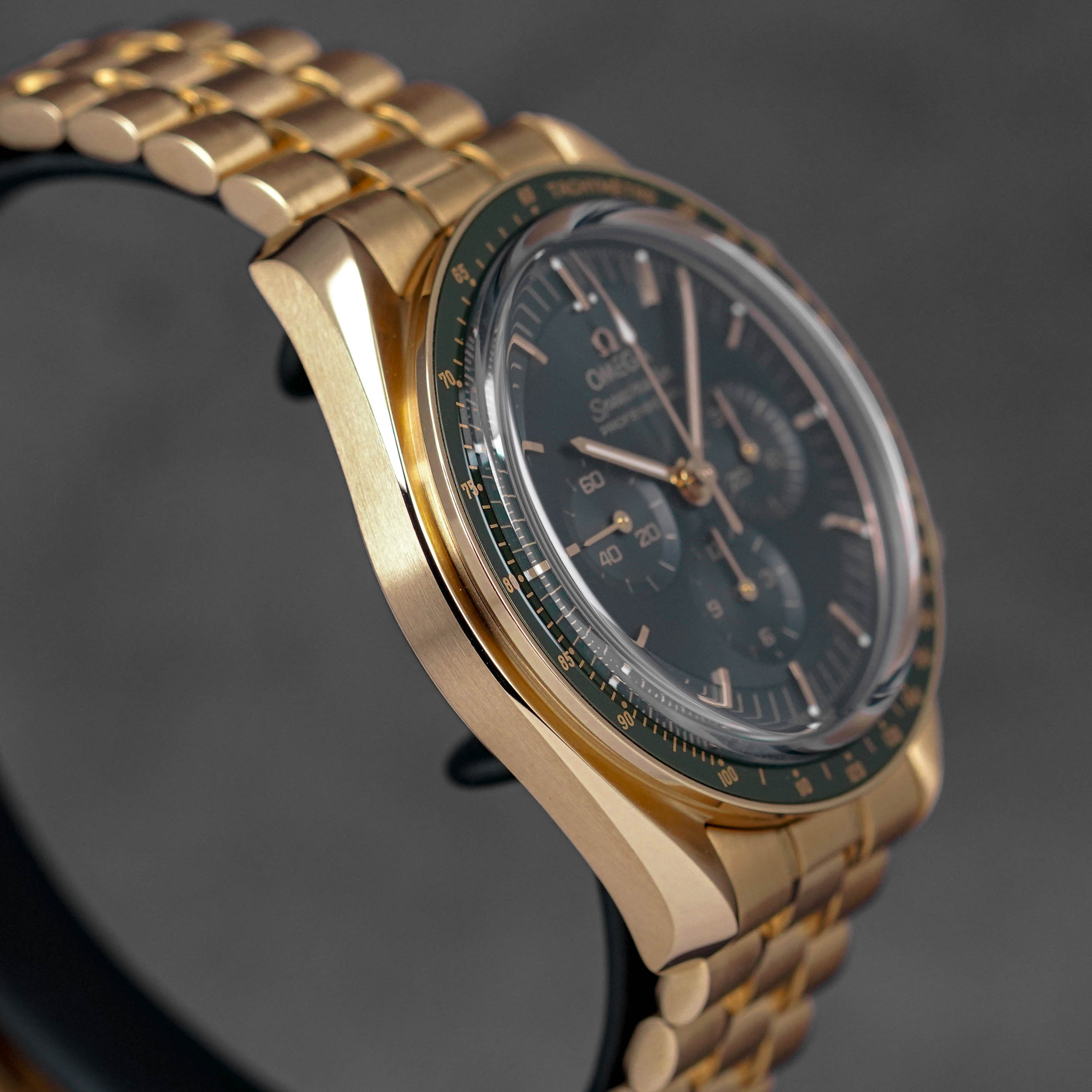 Harga Omega Speedmaster Moonwatch Moonshine Green