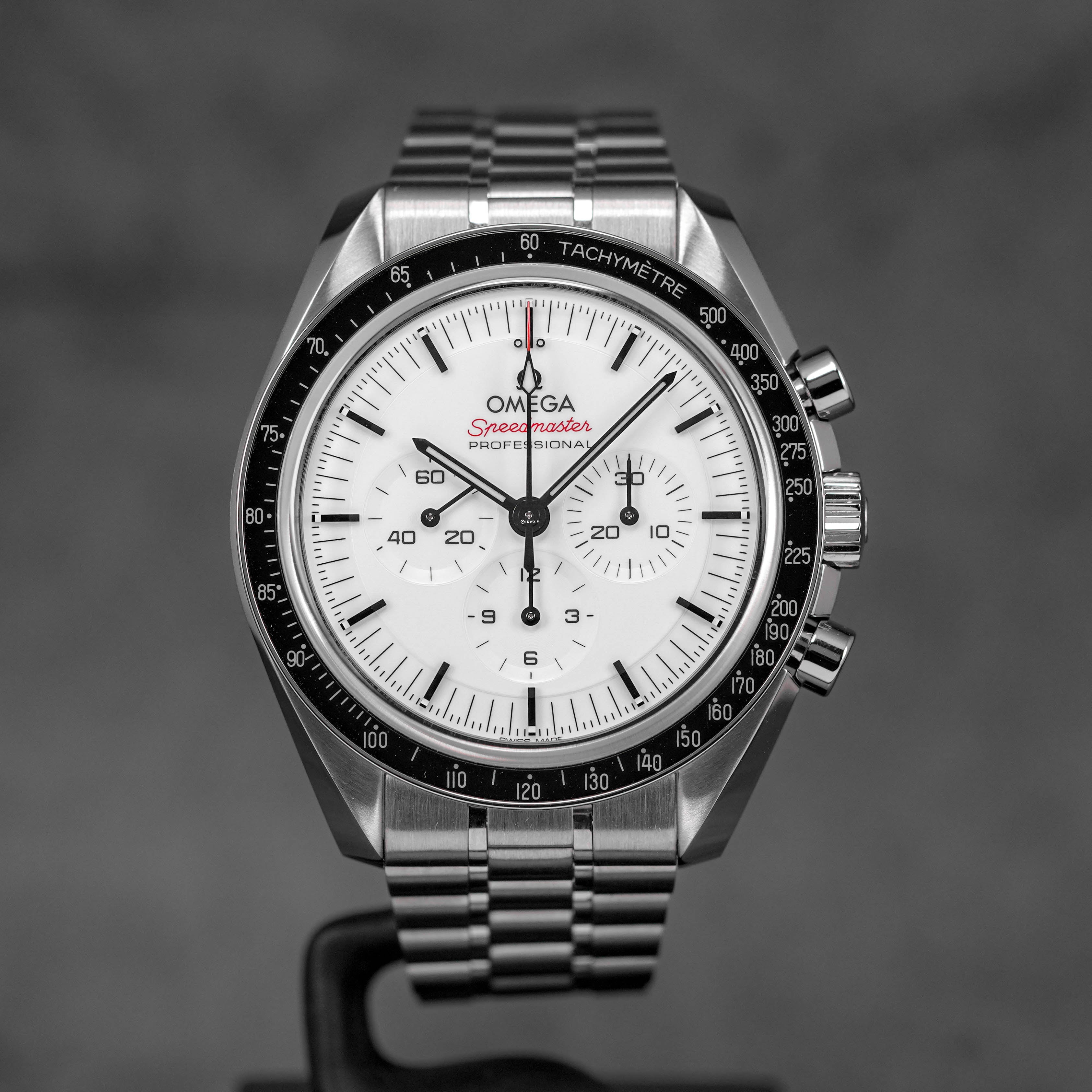 harga Omega Speedmaster Moonwatch Saphhire tebaru