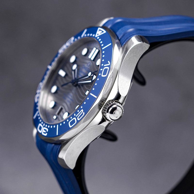 SEAMASTER DIVER 300 GREY DIAL RUBBER STRAP (2022)