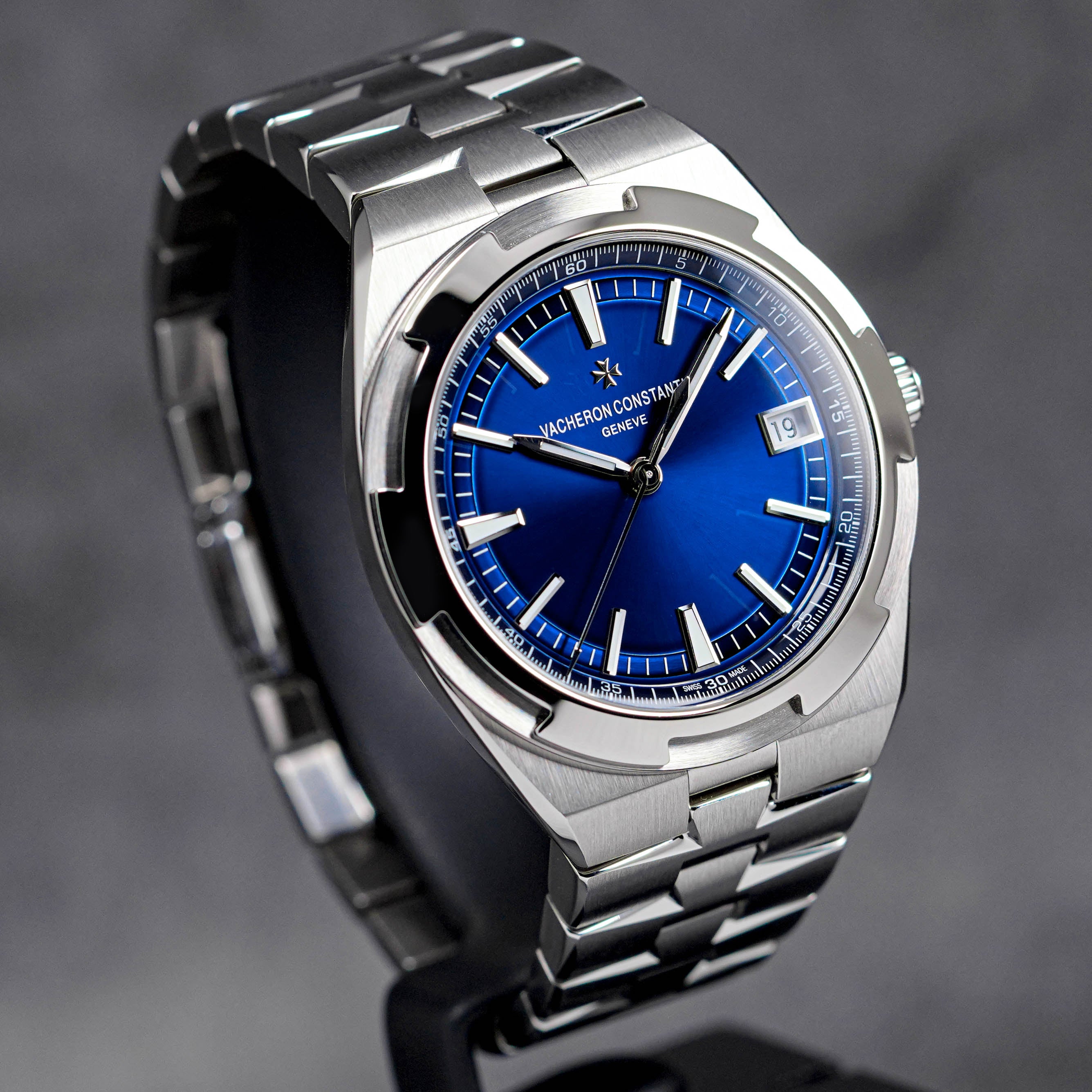 Overseas Blue Dial