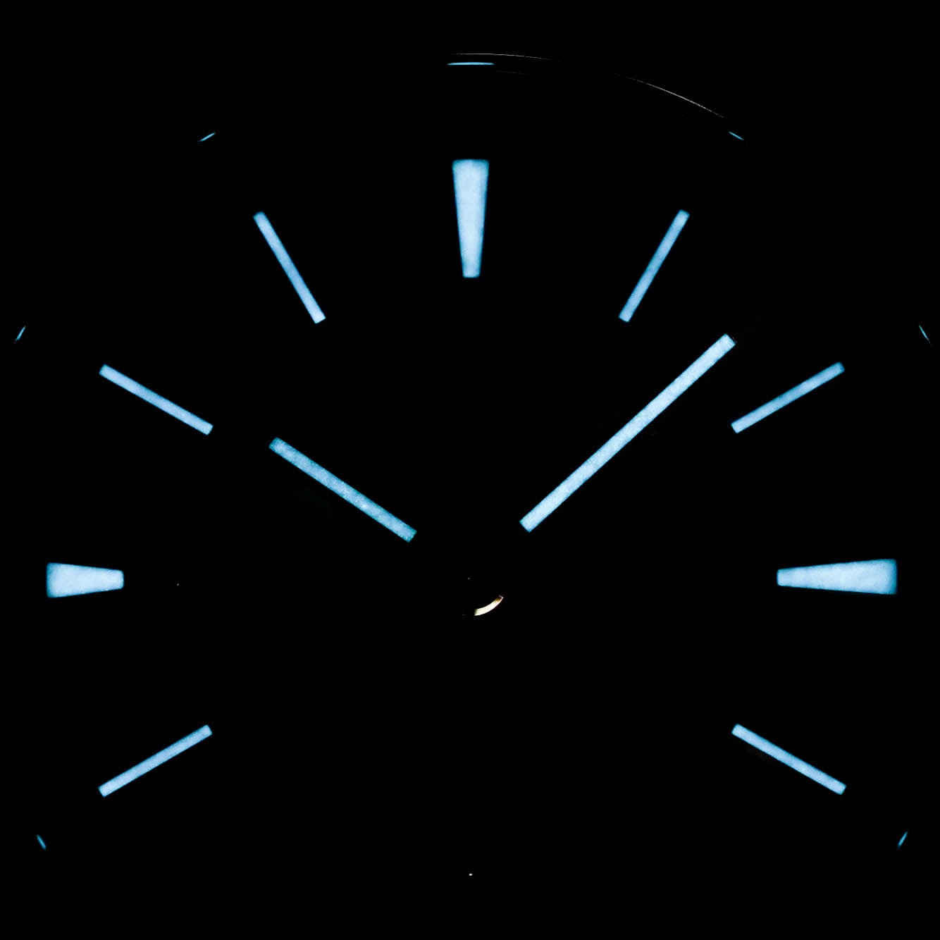 OVERSEAS DUALTIME BLUE DIAL (2021)