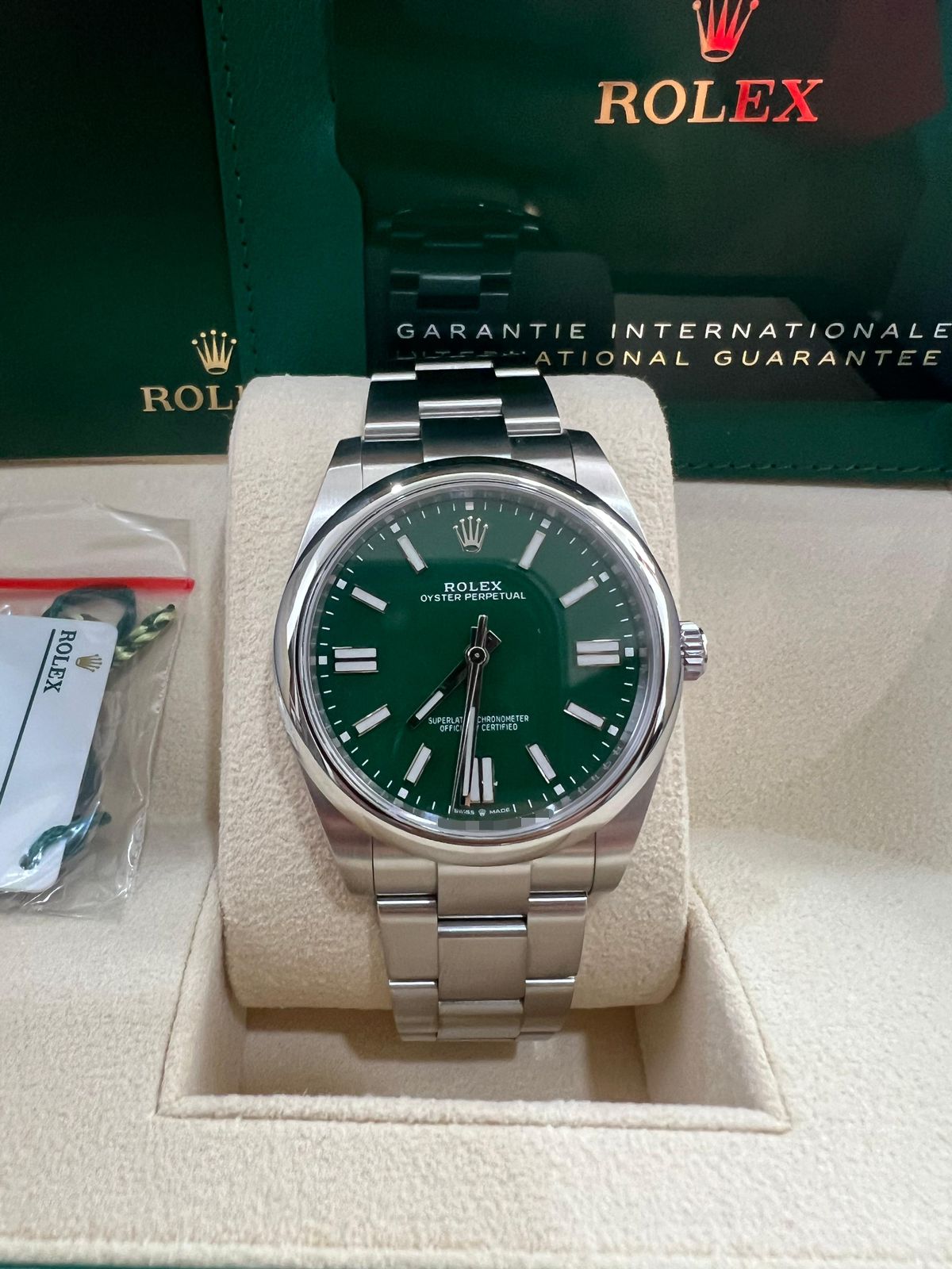 OYSTER PERPETUAL 41MM GREEN DIAL (2023)